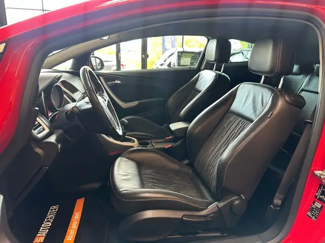 Opel Astra view 10