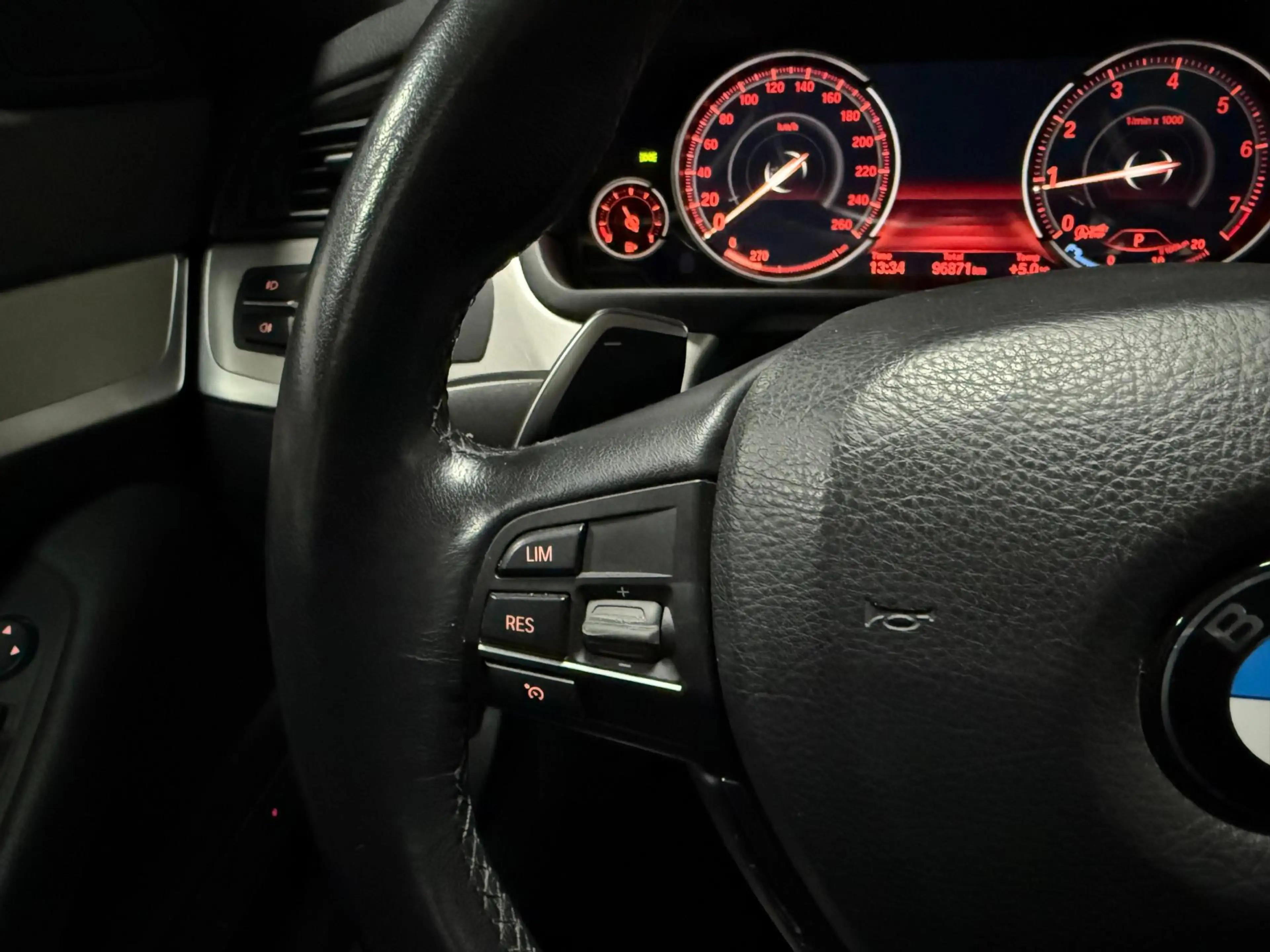 BMW 520 5-serie 520i Sedan Modern Navigatie vol leder NL A — photo 16