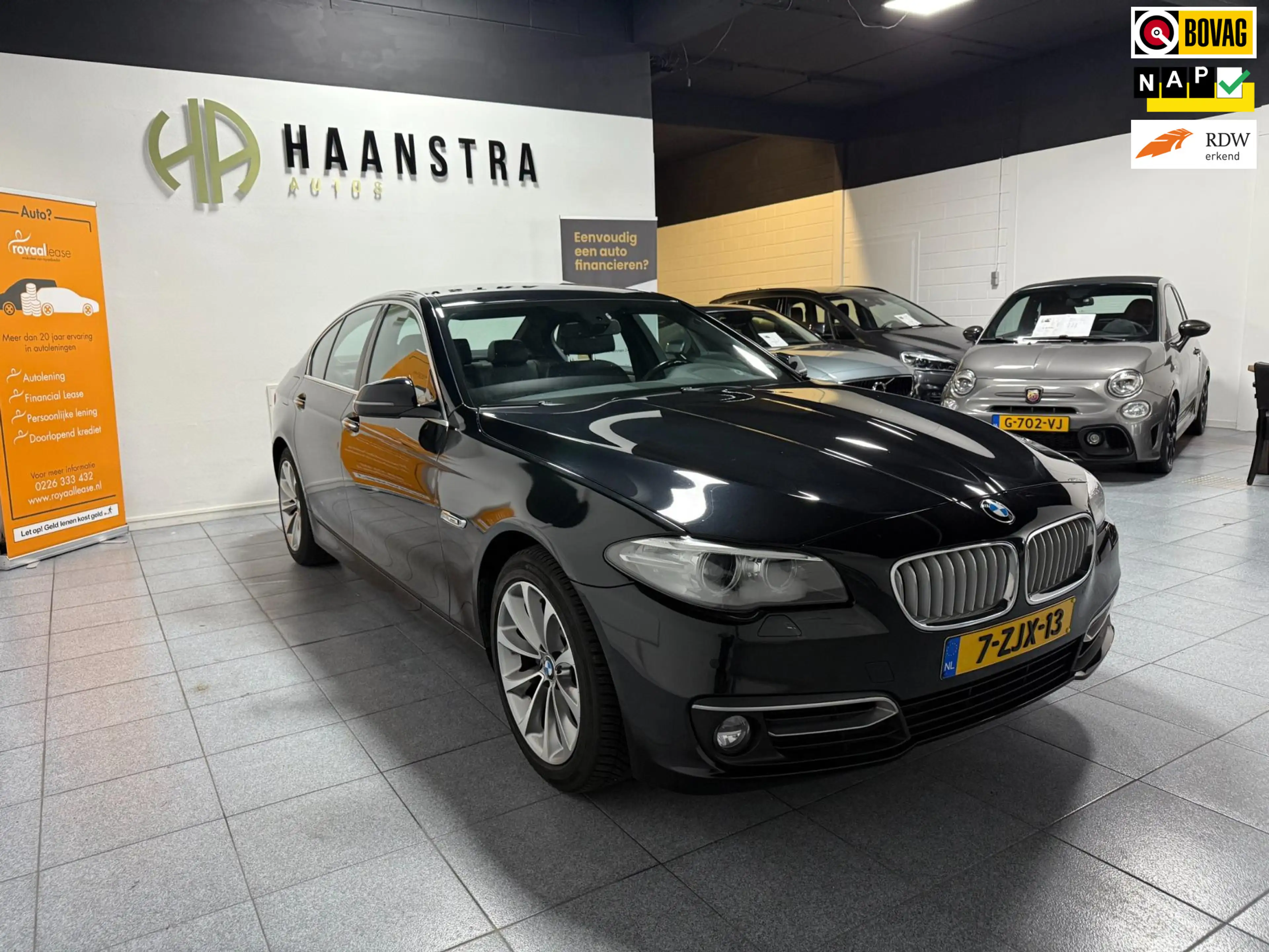 BMW 520 5-serie 520i Sedan Modern Navigatie vol leder NL A
