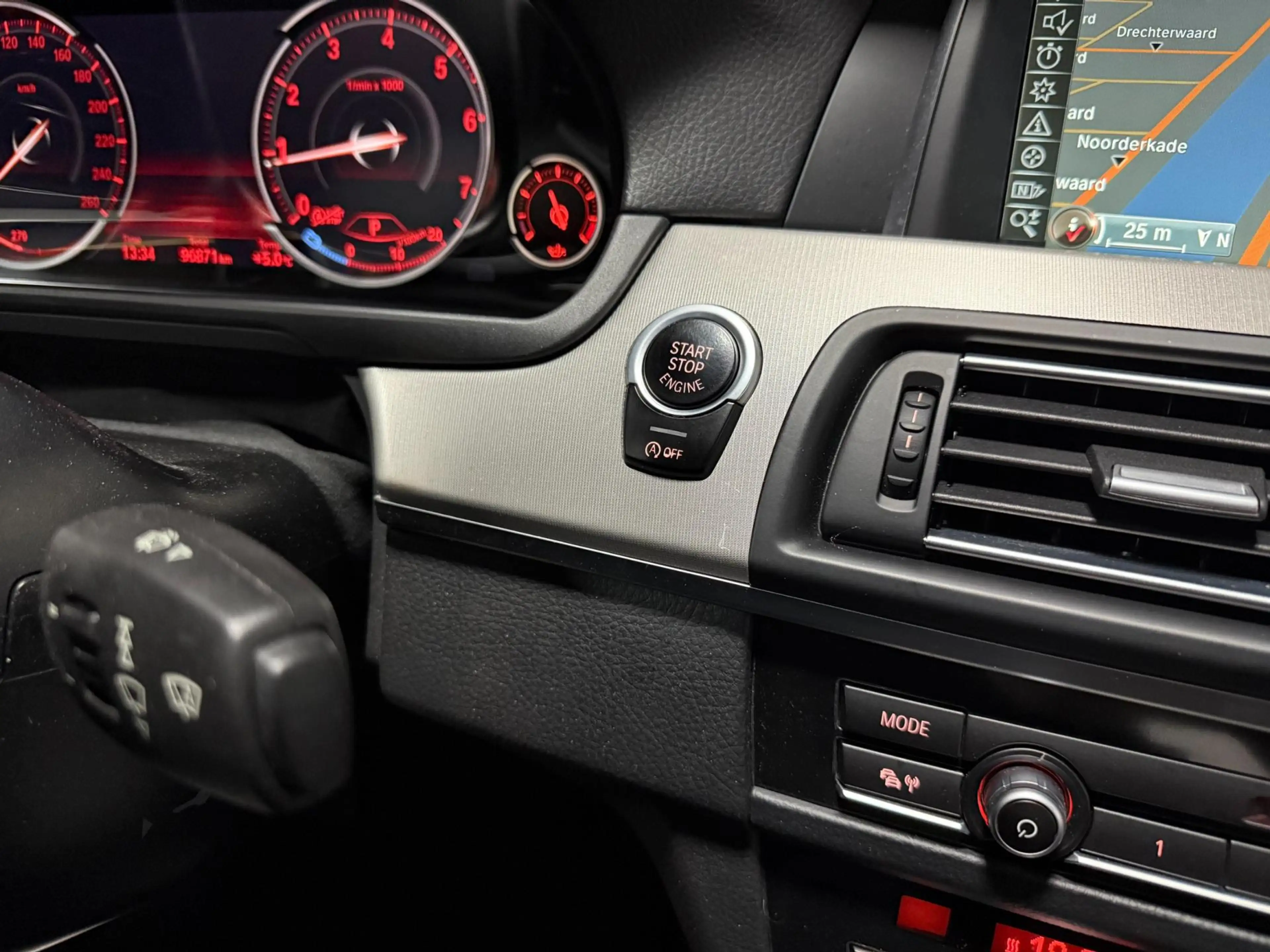 BMW 520 5-serie 520i Sedan Modern Navigatie vol leder NL A — photo 24