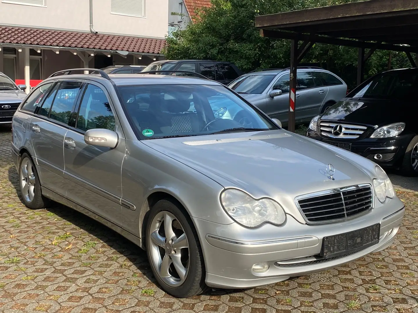 Mercedes-Benz C 200 C 200 T Kompressor AVANTGARD, Gararagenwagen Silber - 2