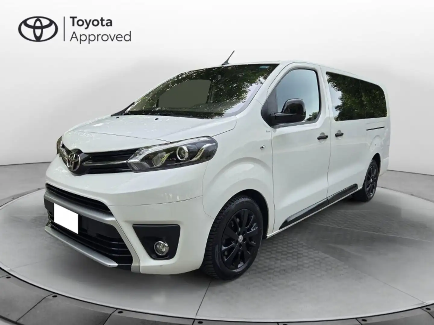Toyota Proace 2.0D 180 CV L2 D Black Edition Bianco - 1