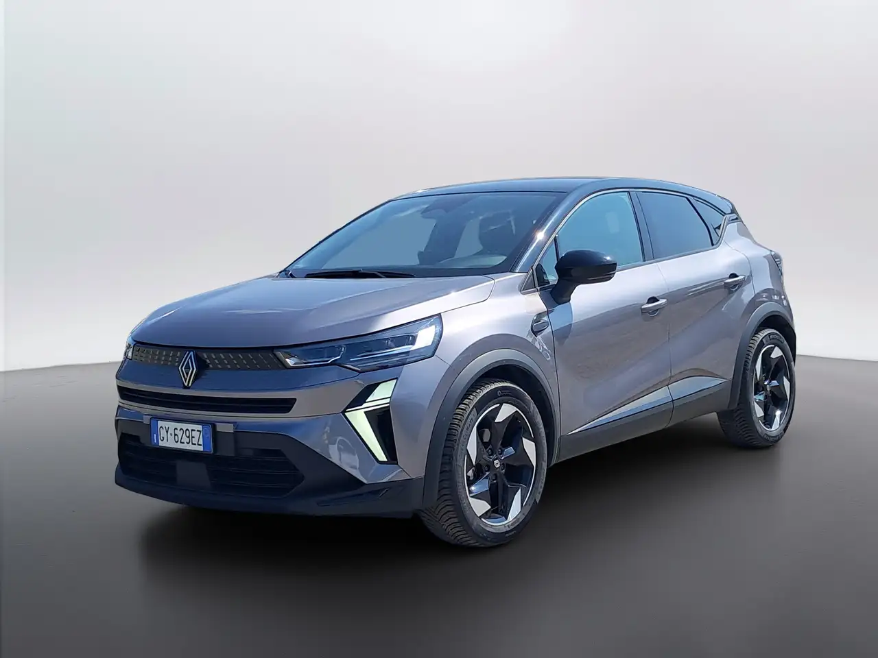 Renault Captur 1.0 TCe Techno — photo 1 of 15