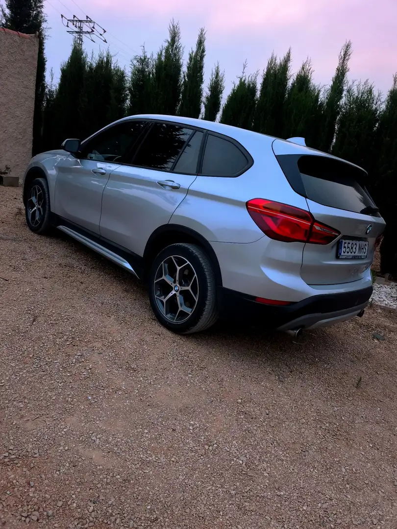 BMW X1 xDrive 25dA - 2