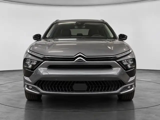 Citroen C5 view 2