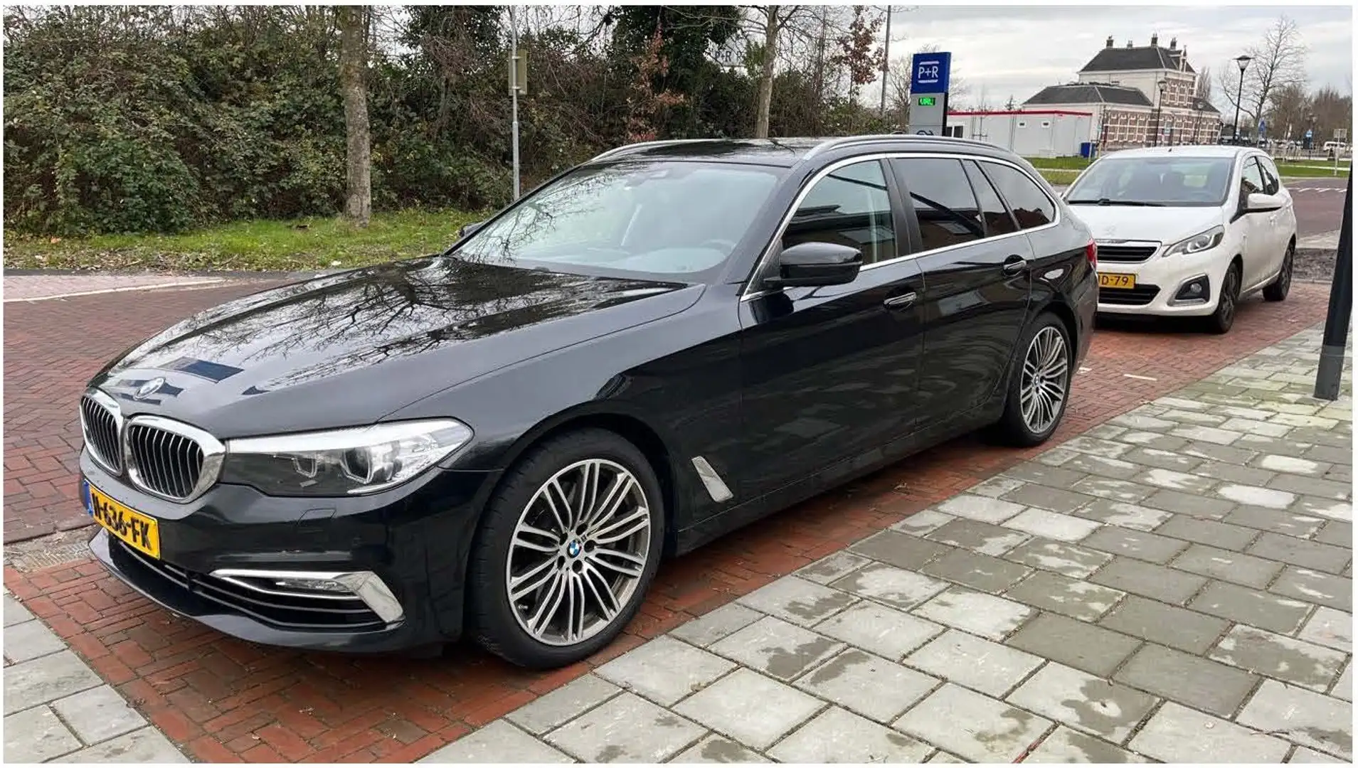 BMW 530 High Exe Zwart - 1
