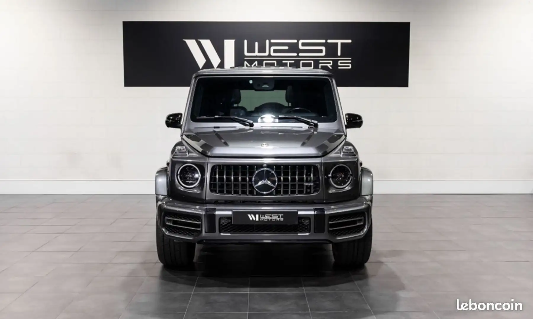 Mercedes-Benz G V8 585 – Pack Nuit Burmester Cam. 360° Toit Ouvrant 1393E-Mois Gris - 2