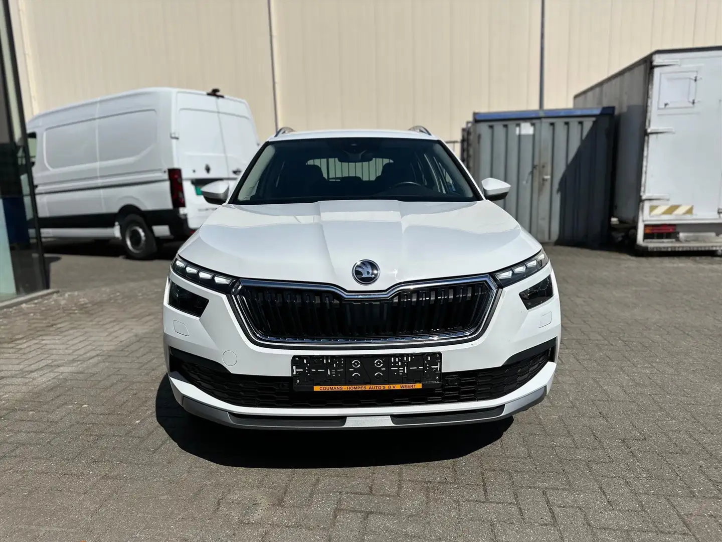 Skoda Kamiq 1.0 TSI Greentech 110pk DSG-7 AUTOMAAT Sport Busin Bianco - 2