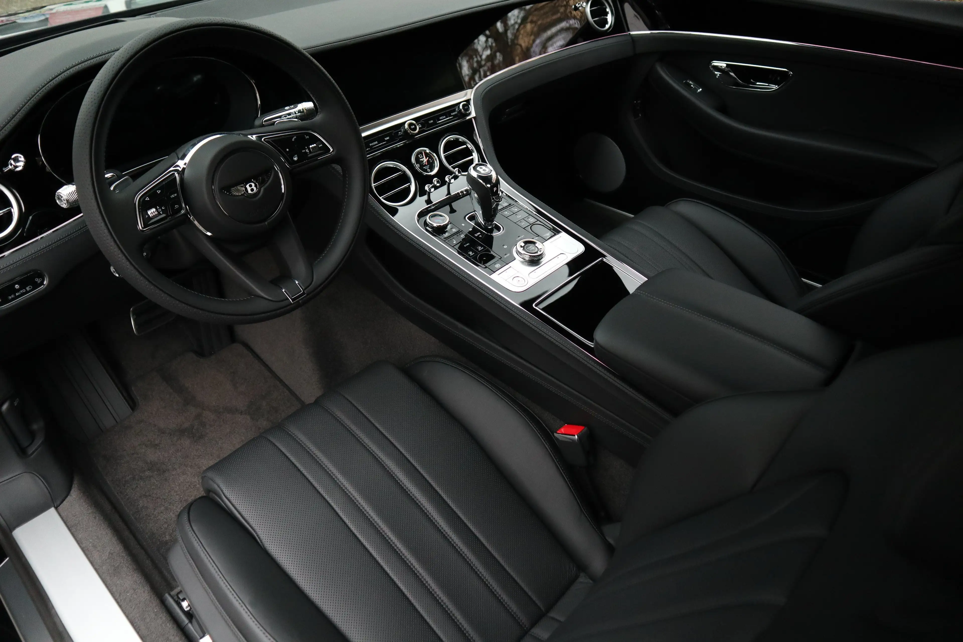 Bentley Continental GT V8 Hybrid *Blackline*MandarinCalipers* — photo 13