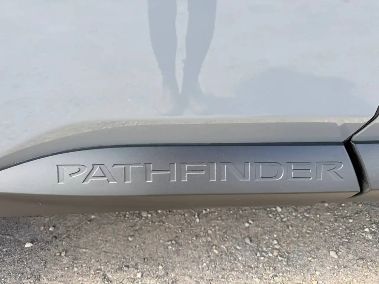 Nissan Pathfinder снимка Nissan Pathfinder