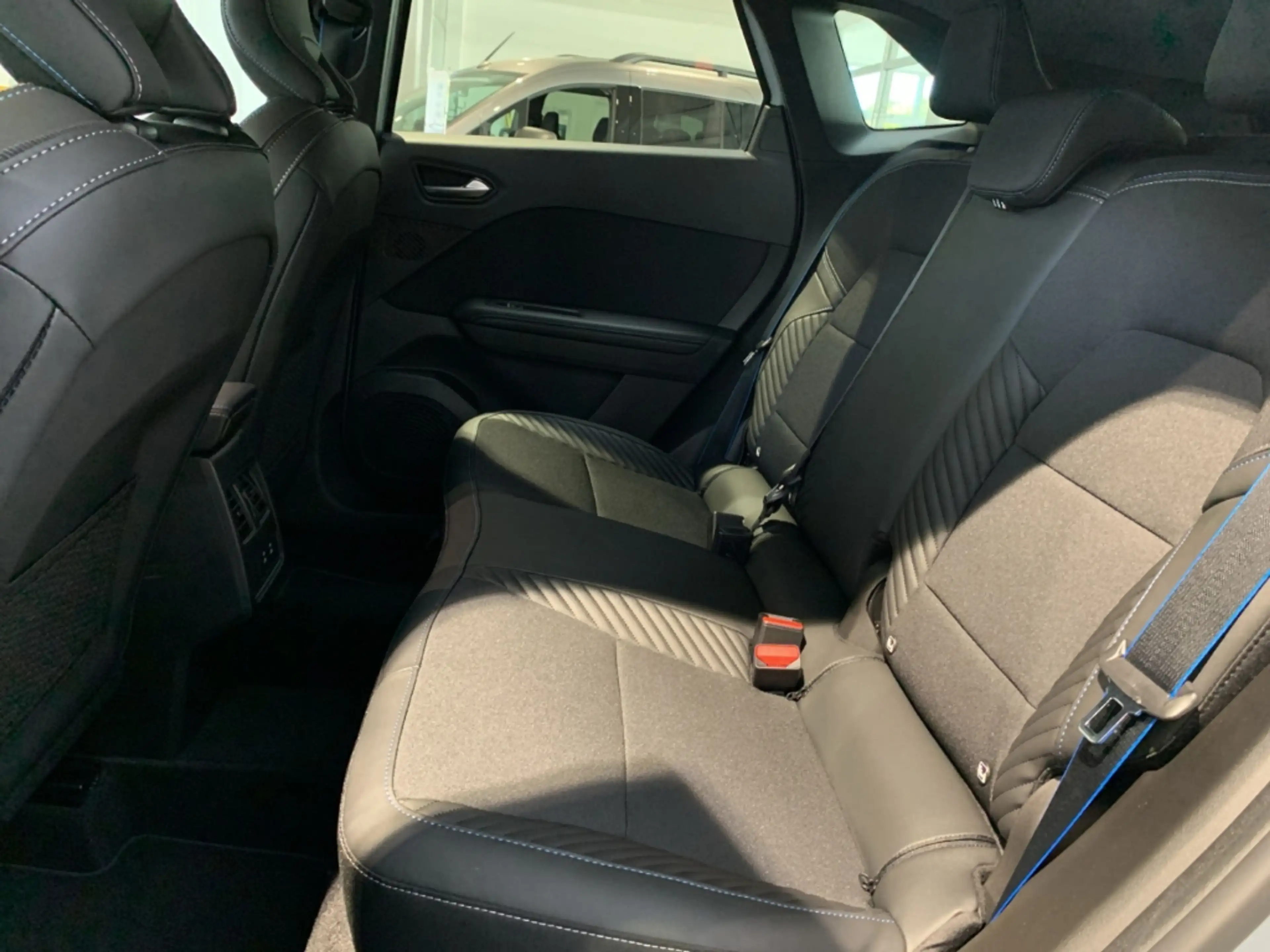 Renault Symbioz ESPRIT ALPINE FULL HYBRID E-TECH 160 Esprit Alpine — photo 11