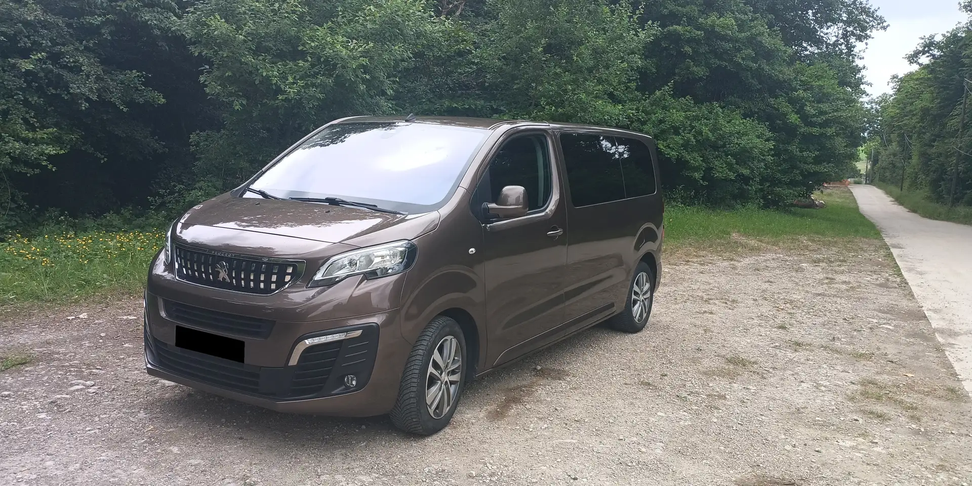 Peugeot Traveller Traveller Standard 2.0 BlueHDi 180ch S Brun - 2