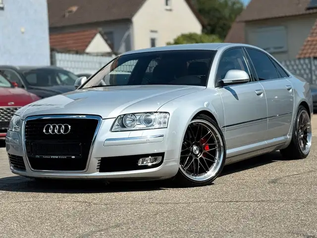 Audi A8 3.2 FSI quattro Exclusive BOSE|Massage|Sthzg.