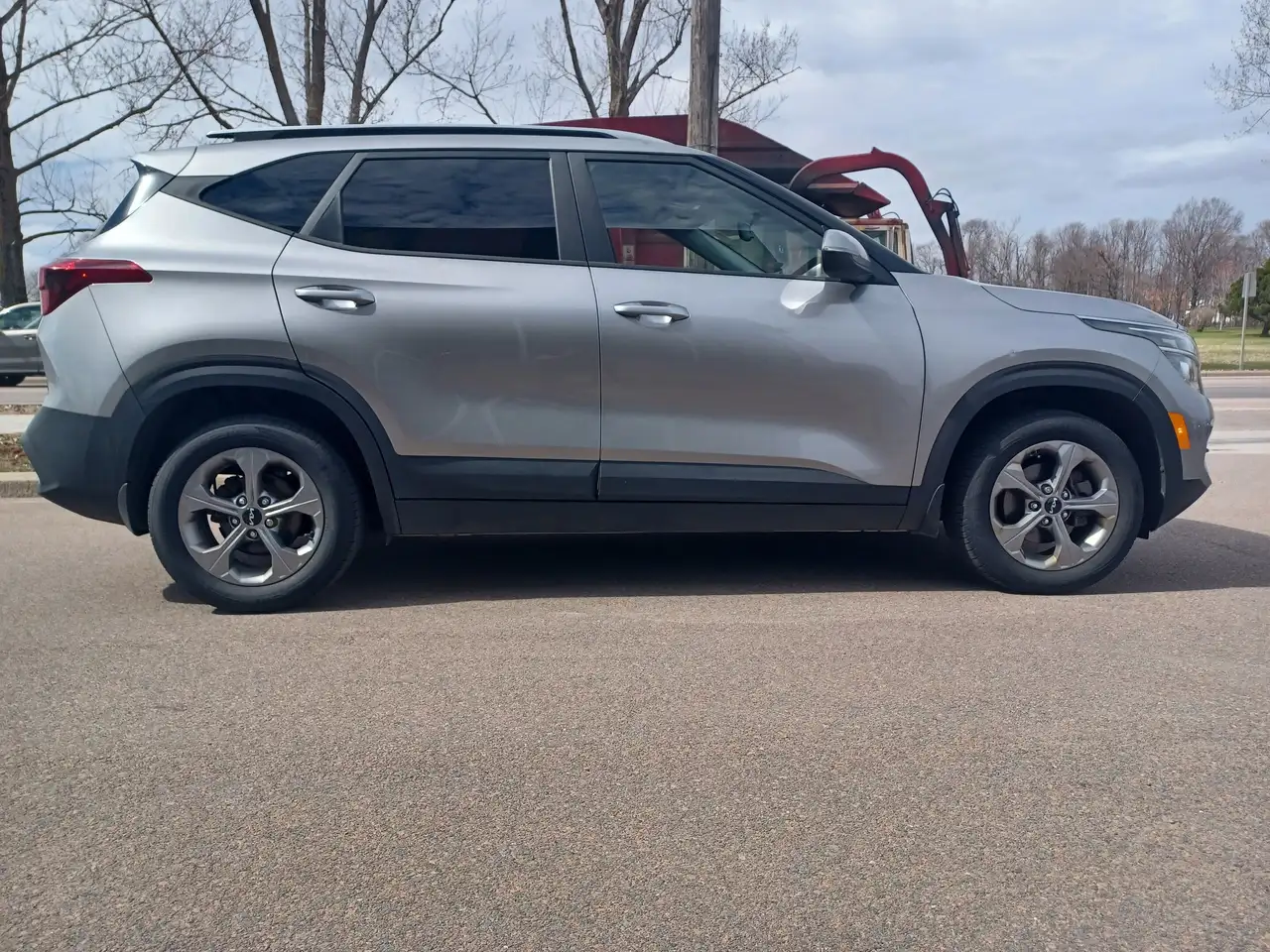 Kia Seltos снимка Kia Seltos