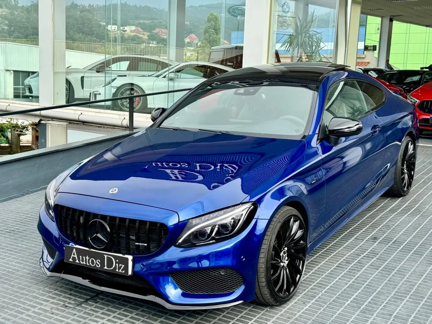 Mercedes-Benz C 43 AMG Coupé 4Matic Aut. Azul - 2