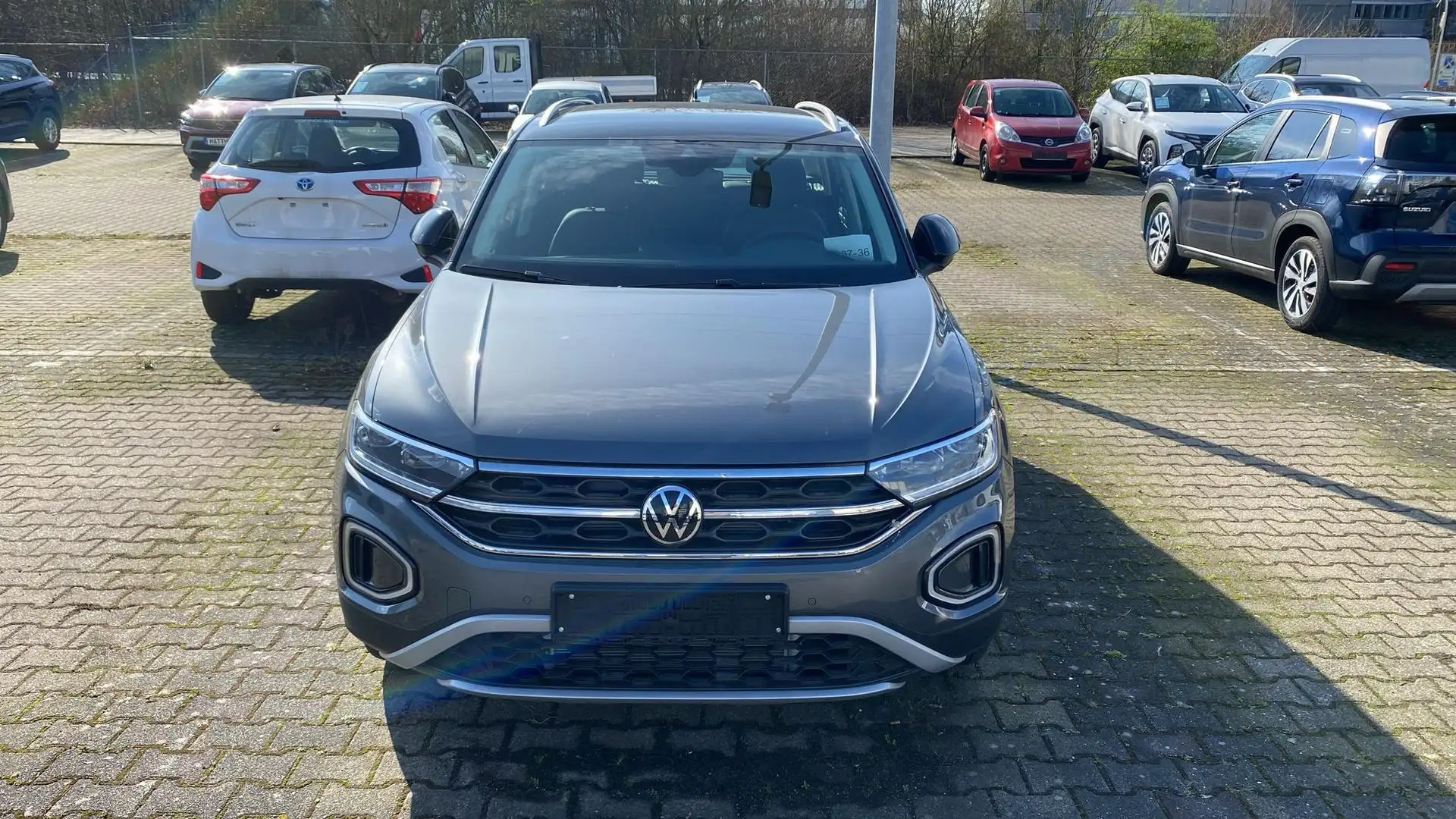 Volkswagen T-Roc Aktion! SOFORT! Style :NAVIGATIONSFUNKTION*+ Te... Szary - 2