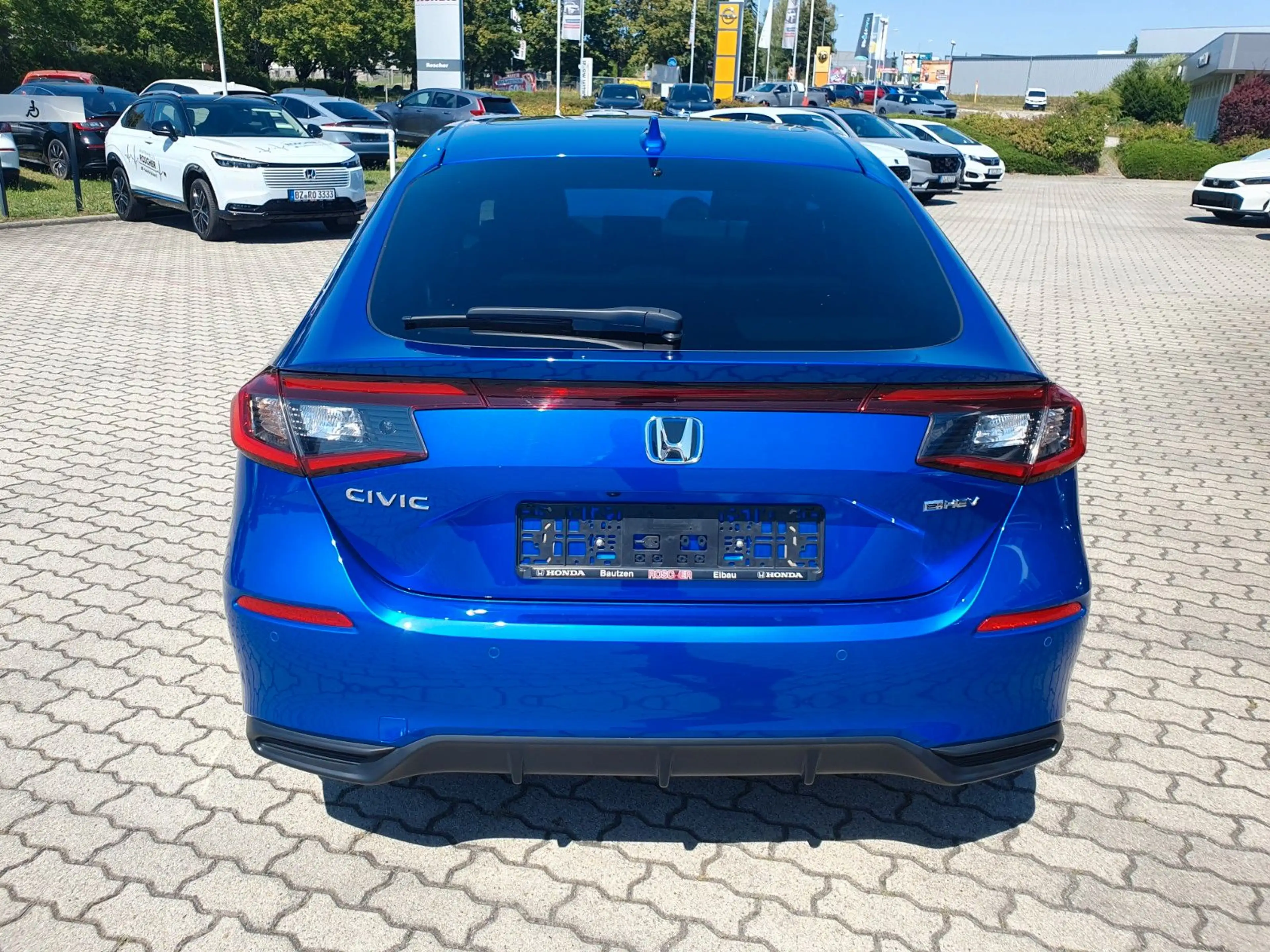 Honda Civic 2,0 e:HEV Advance "Pano, Leder, Bose" — photo 10