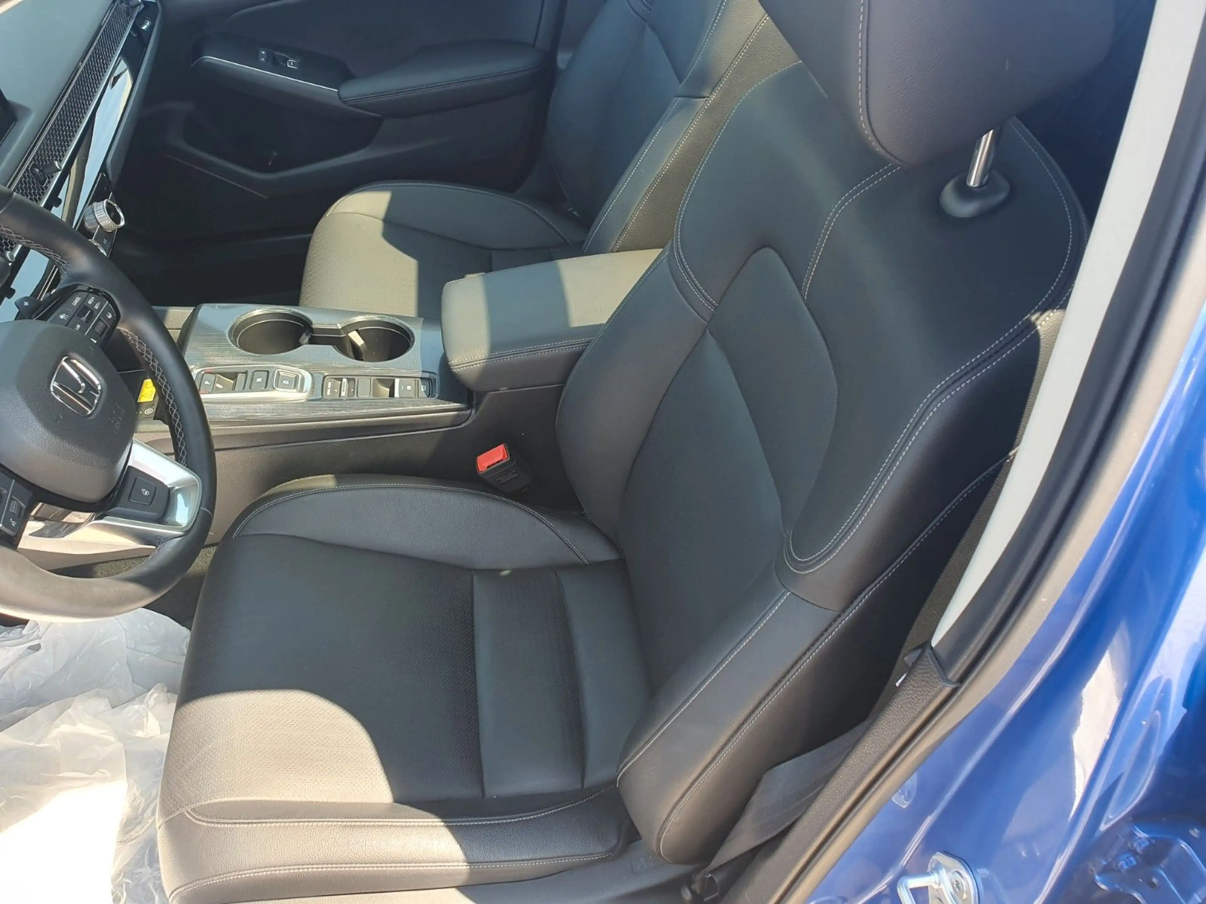 Honda Civic 2,0 e:HEV Advance "Pano, Leder, Bose" — photo 8