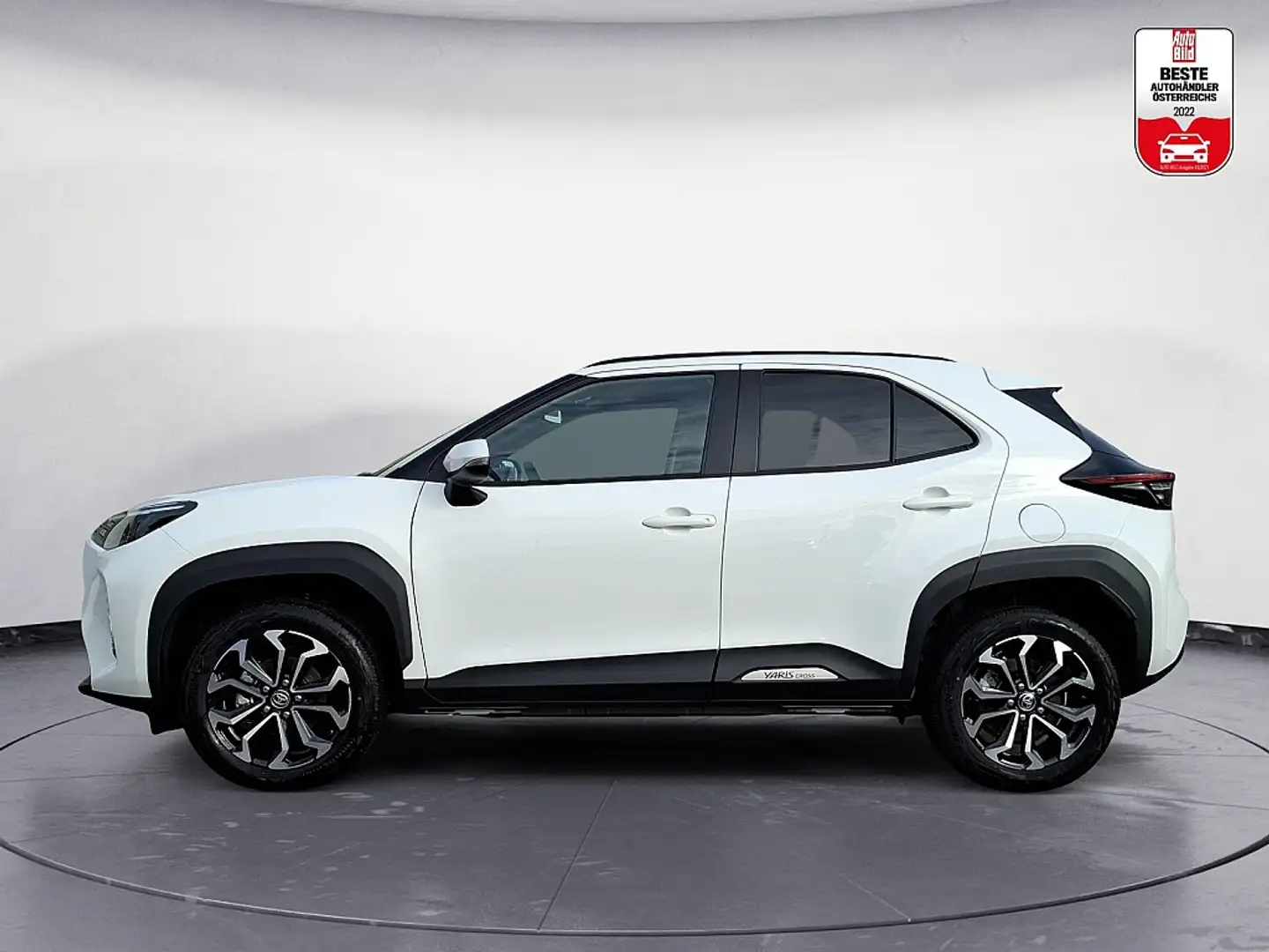 Toyota Yaris Cross 1,5 VVT-i Hybrid Active Drive Aut. 130PS mit Sa... Wit - 2