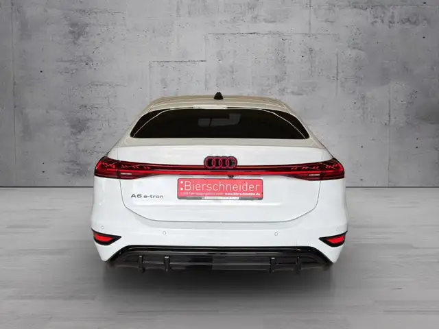 Audi A6 view 6