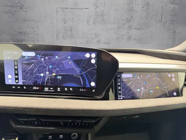 Audi A6 view 14