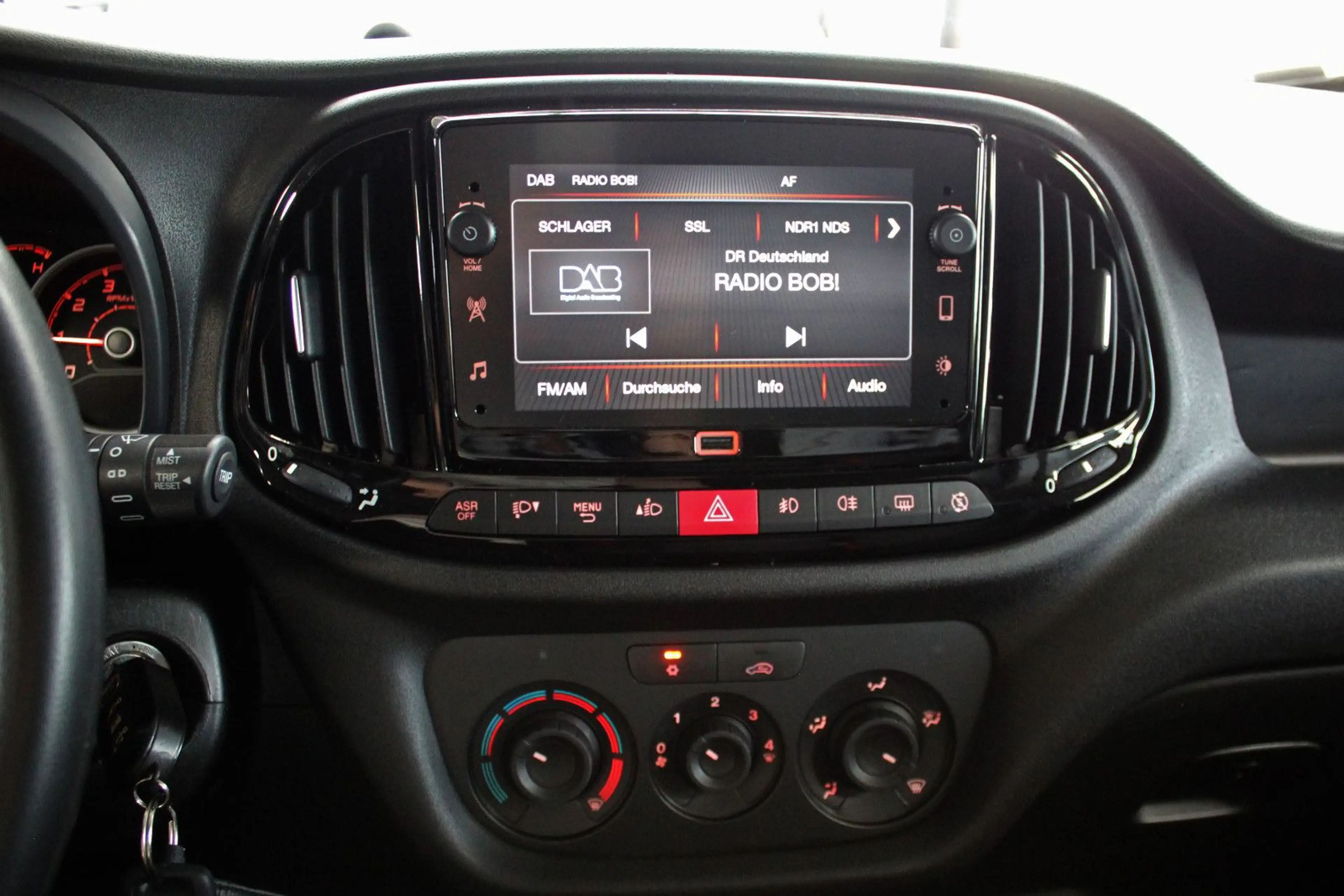 Fiat Doblo Doblò SX Kasten (AHK) — photo 13