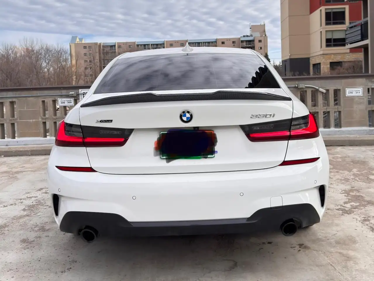 BMW 3 Series снимка BMW 3 Series