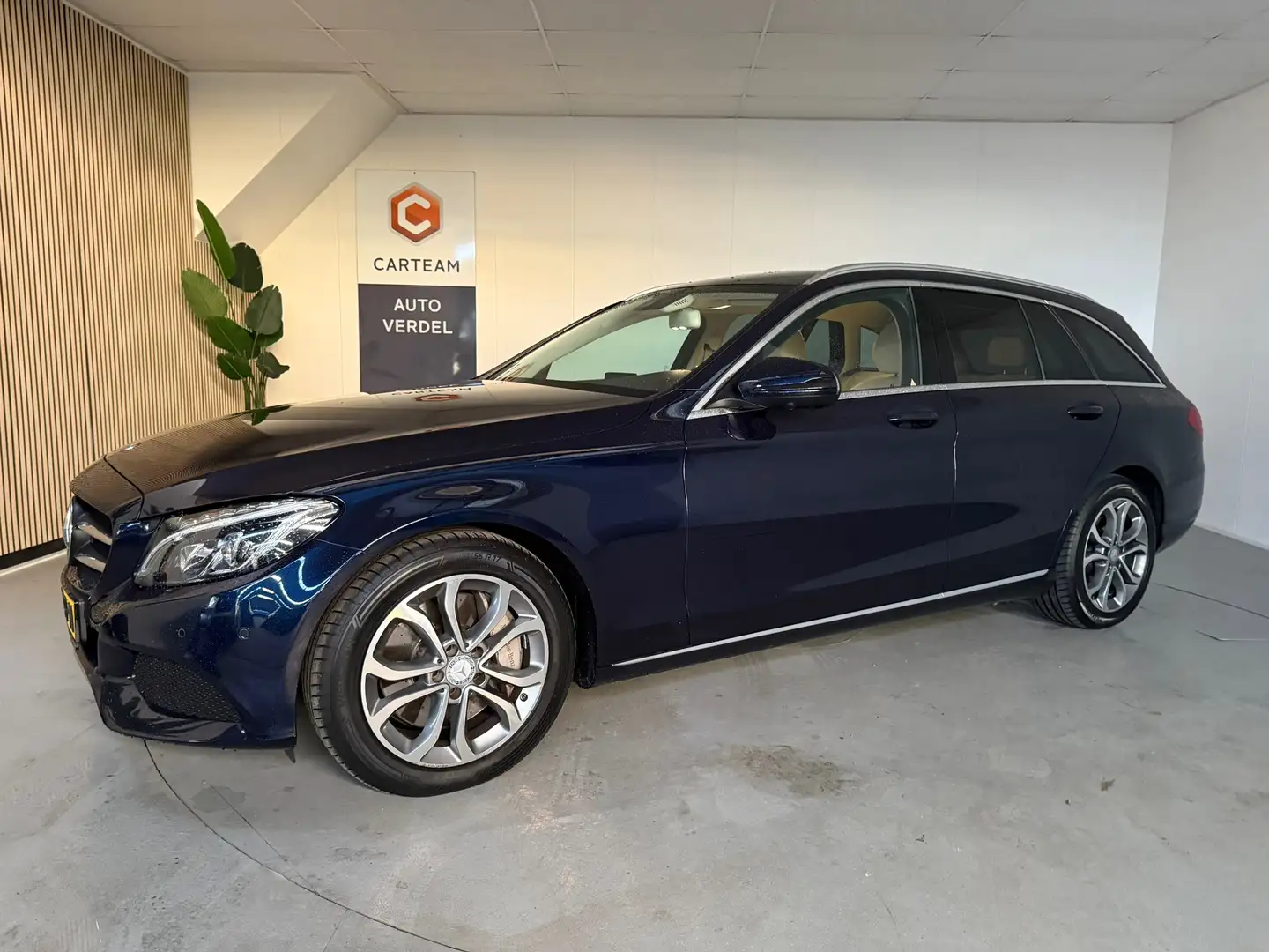 Mercedes-Benz C 350 Estate e Edition Airco, Navigatie, LMV Bleu - 1