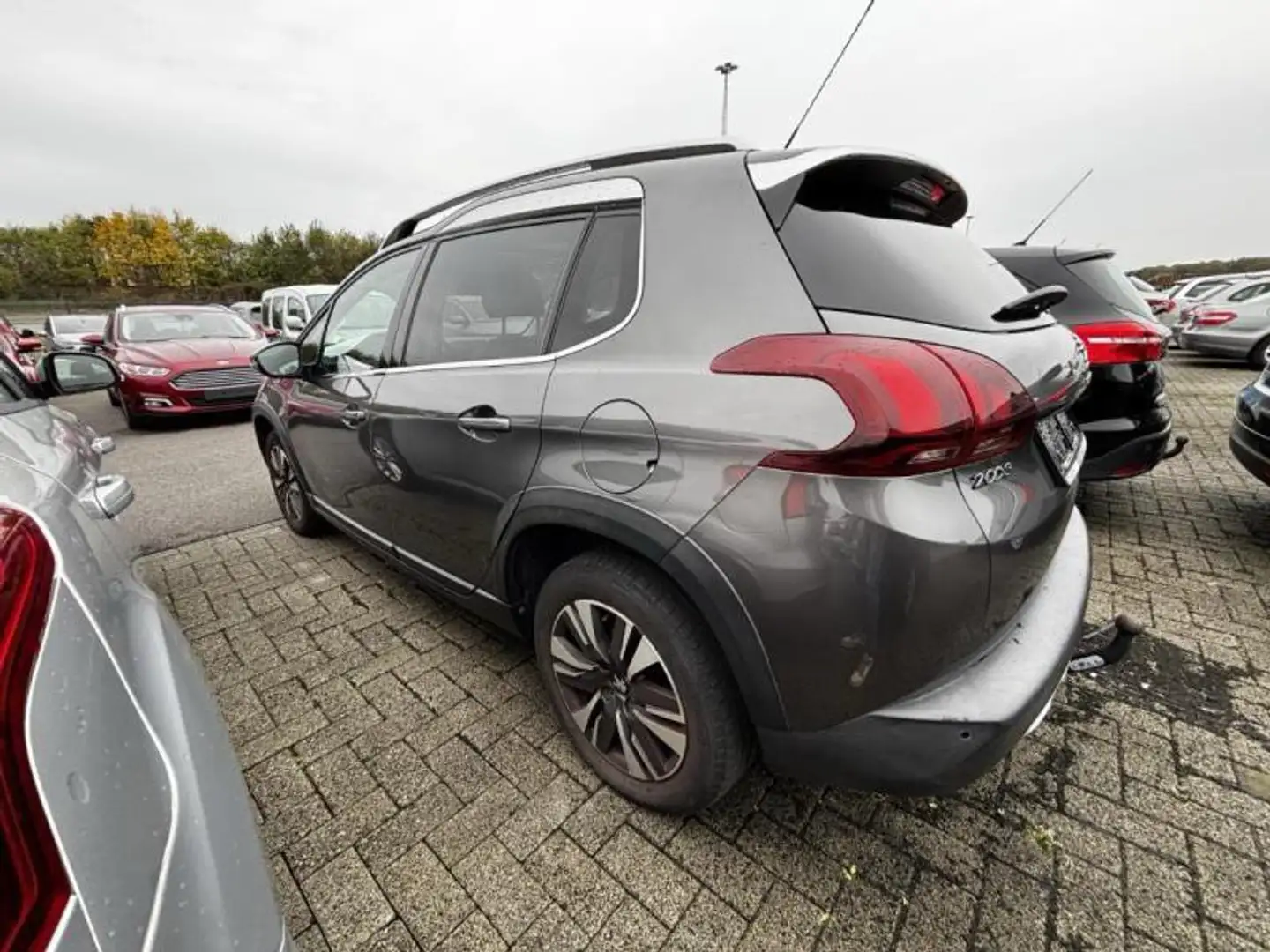 Peugeot 2008 1.2 PureTech 110ch S&S BVM5 Crossway - 2