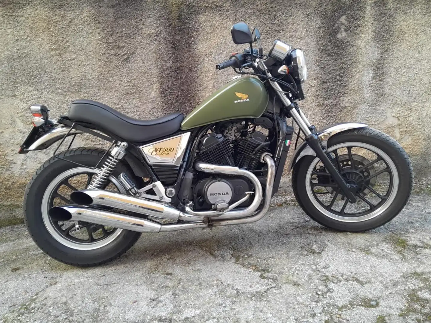 Honda VT 500 Custom Verde - 1