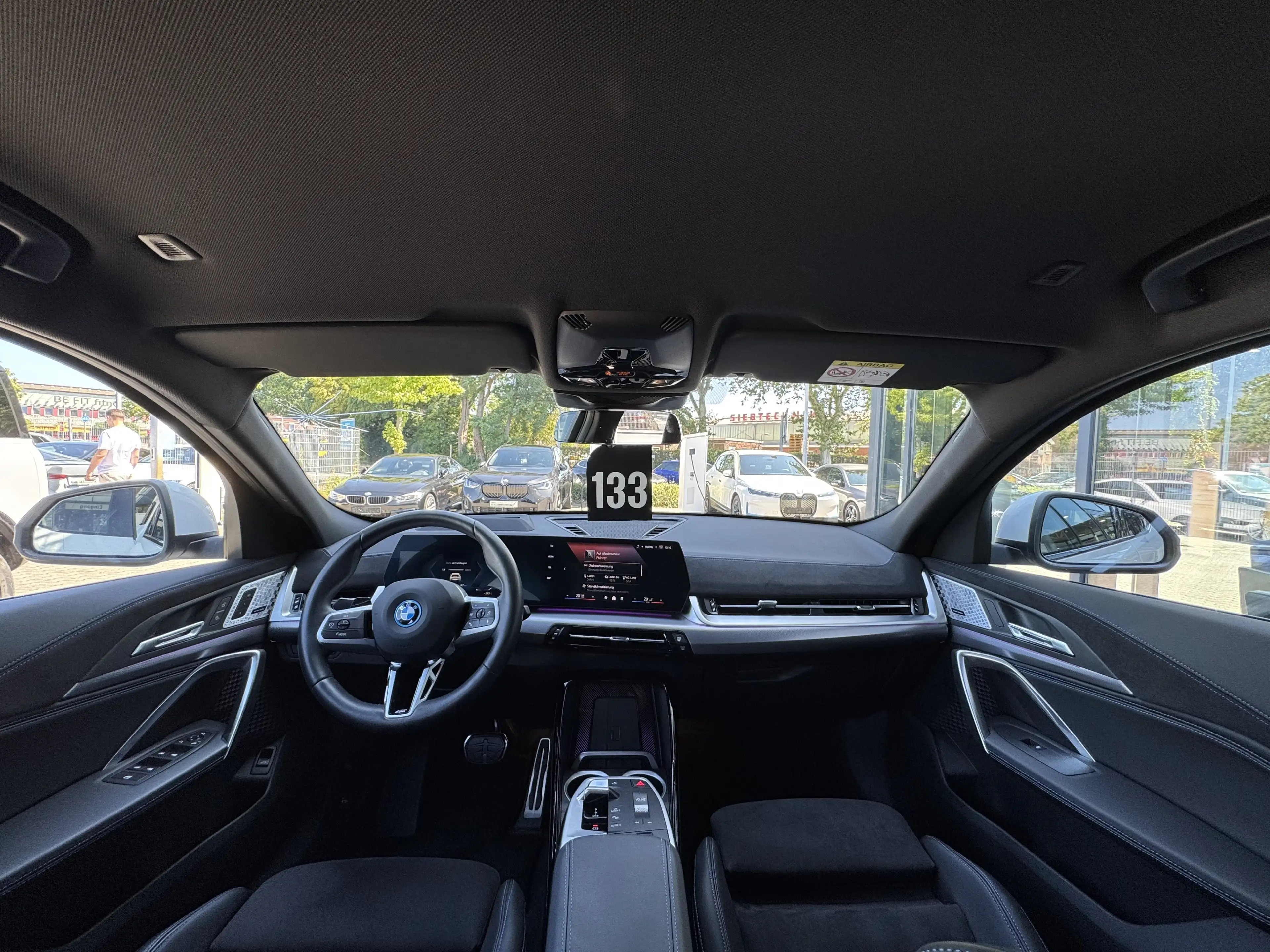BMW iX2 xDrive30 M Sport HuD Da-Pro Massage 360° H&K — photo 2