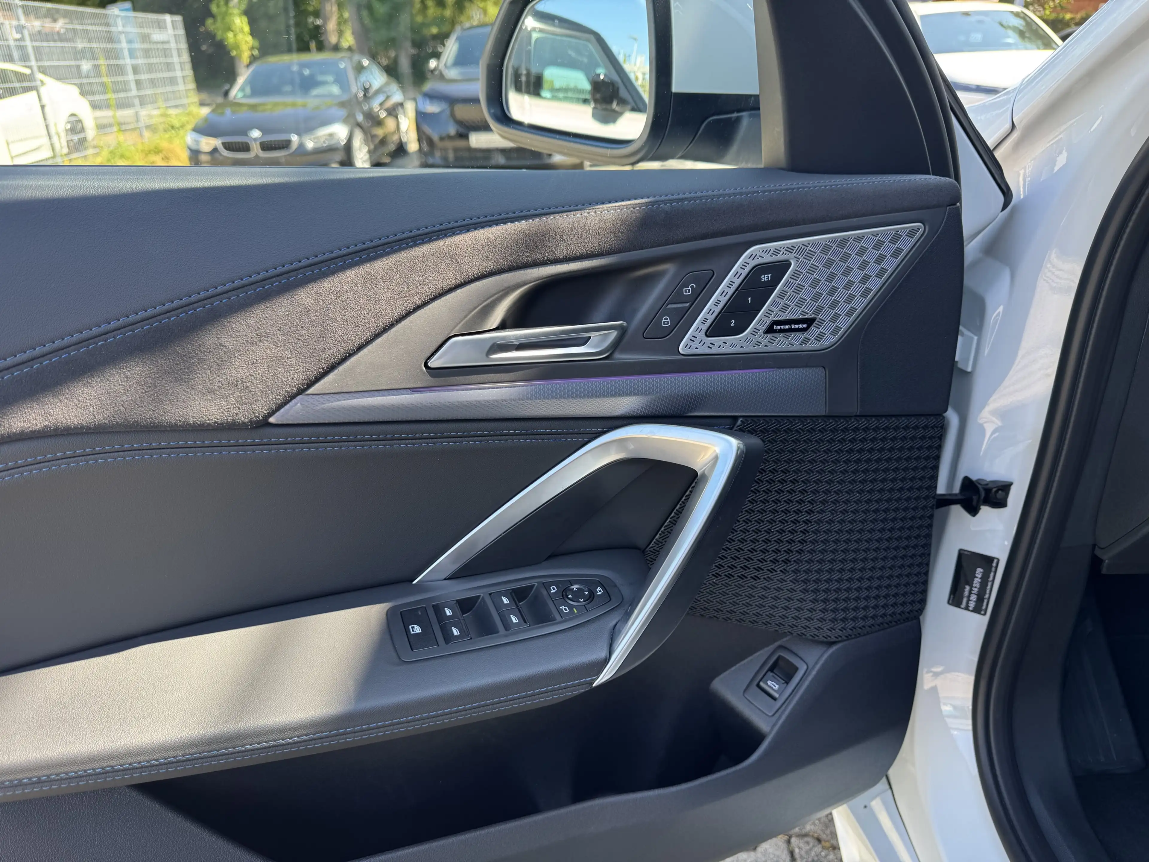 BMW iX2 xDrive30 M Sport HuD Da-Pro Massage 360° H&K — photo 9