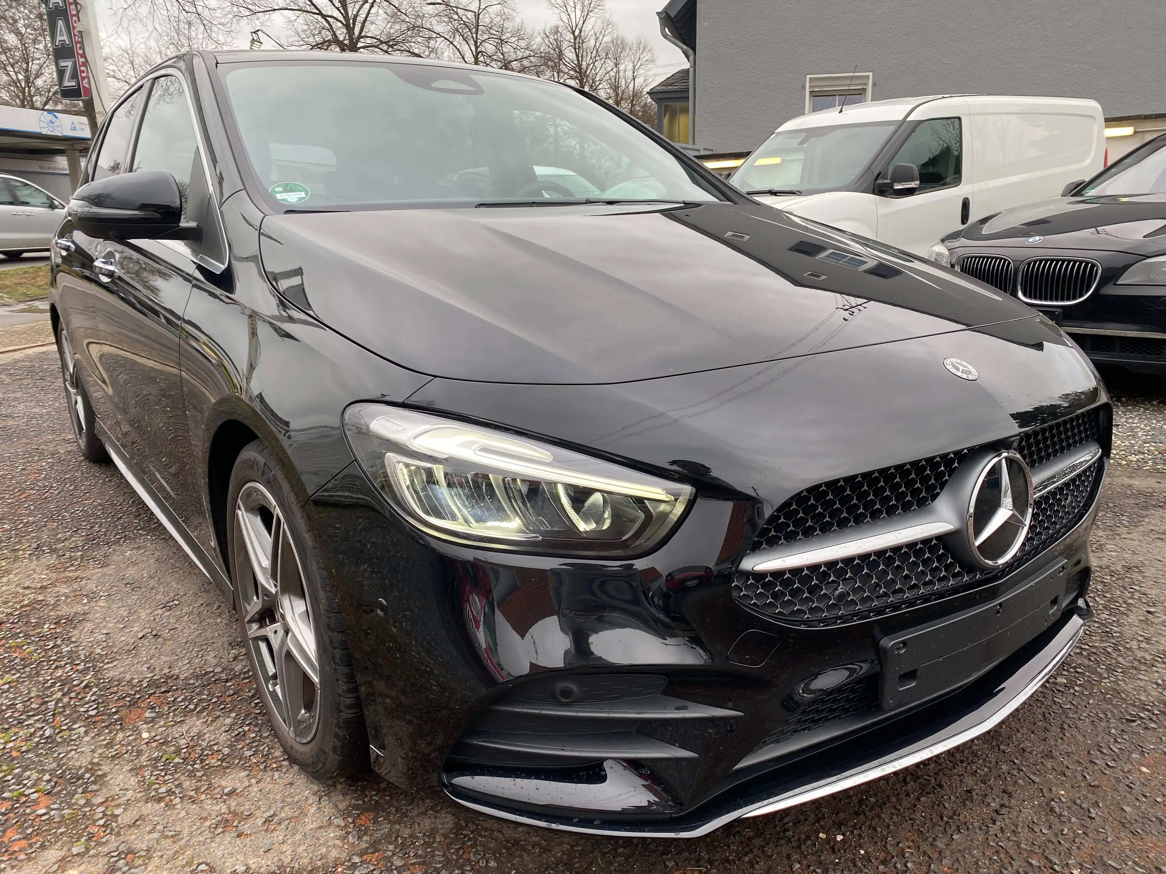 Mercedes-Benz B 200 B 200 AMG Line Nur 15000KM — photo 7