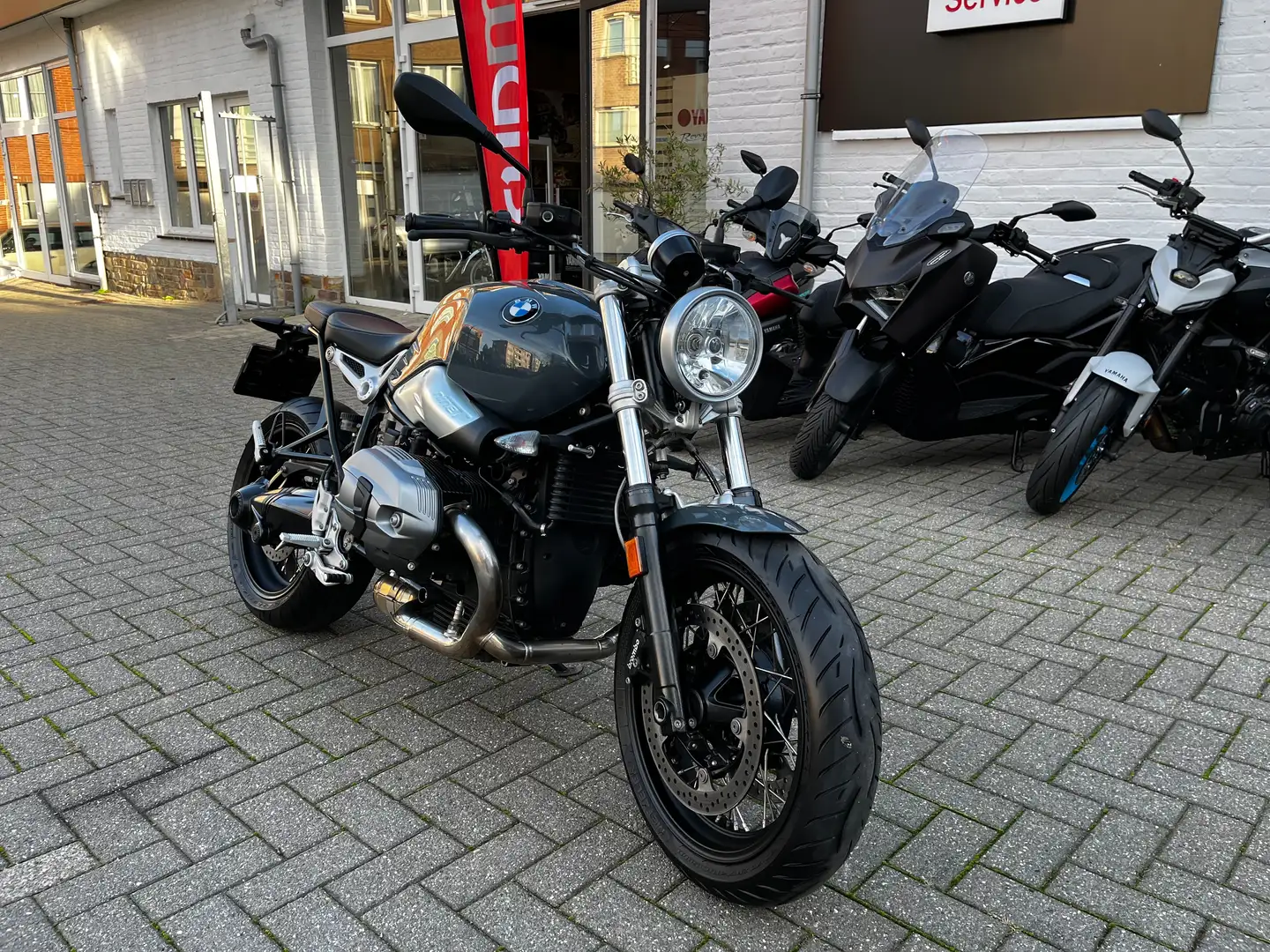 BMW R nineT Gris - 2