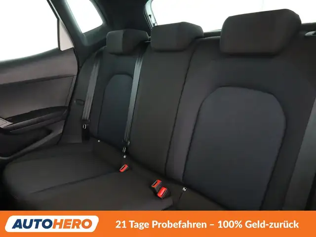 Seat Arona view 14