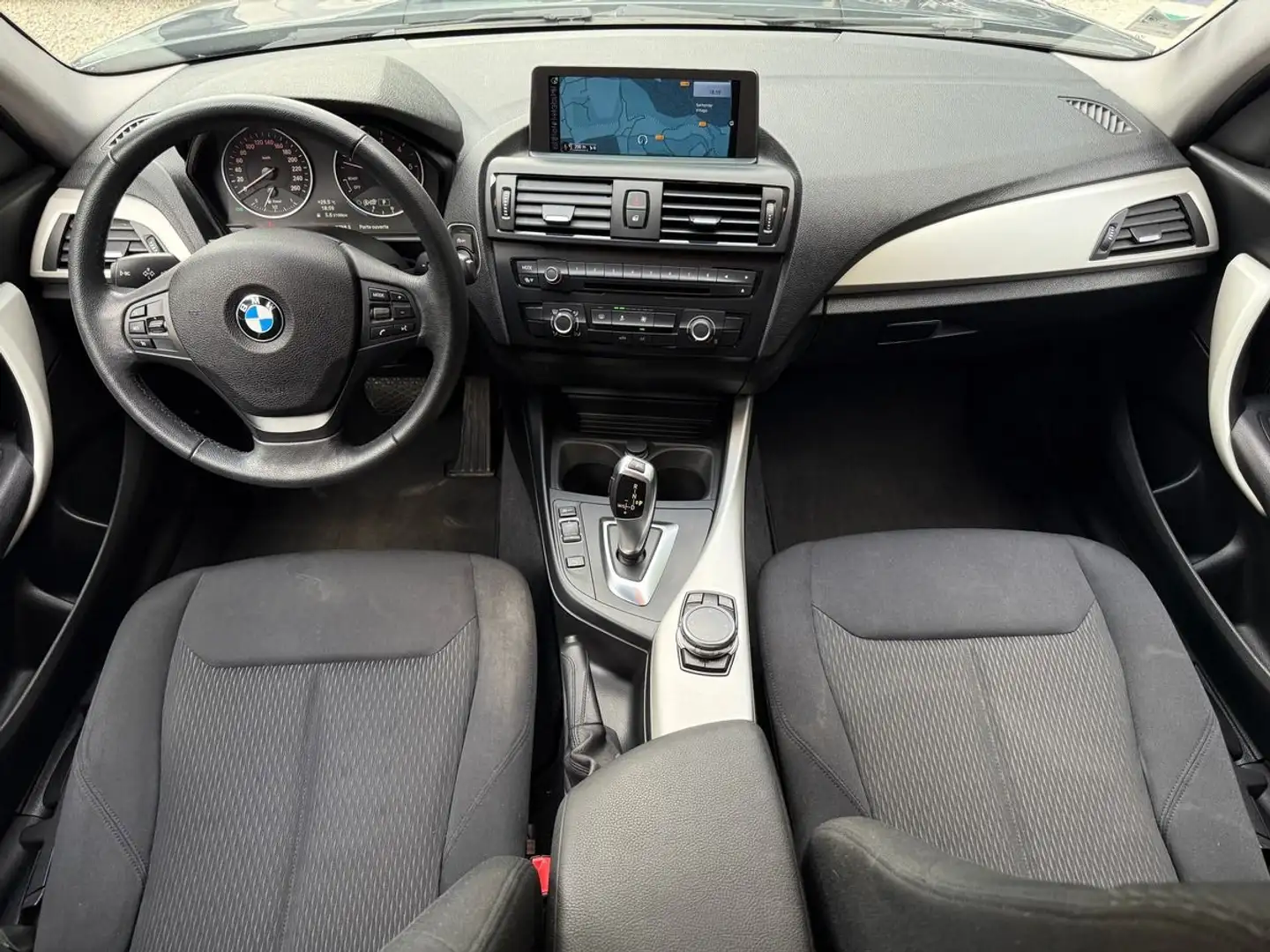 BMW 116 116d 2.0d 116cv BVA8 2e main Bleu - 2