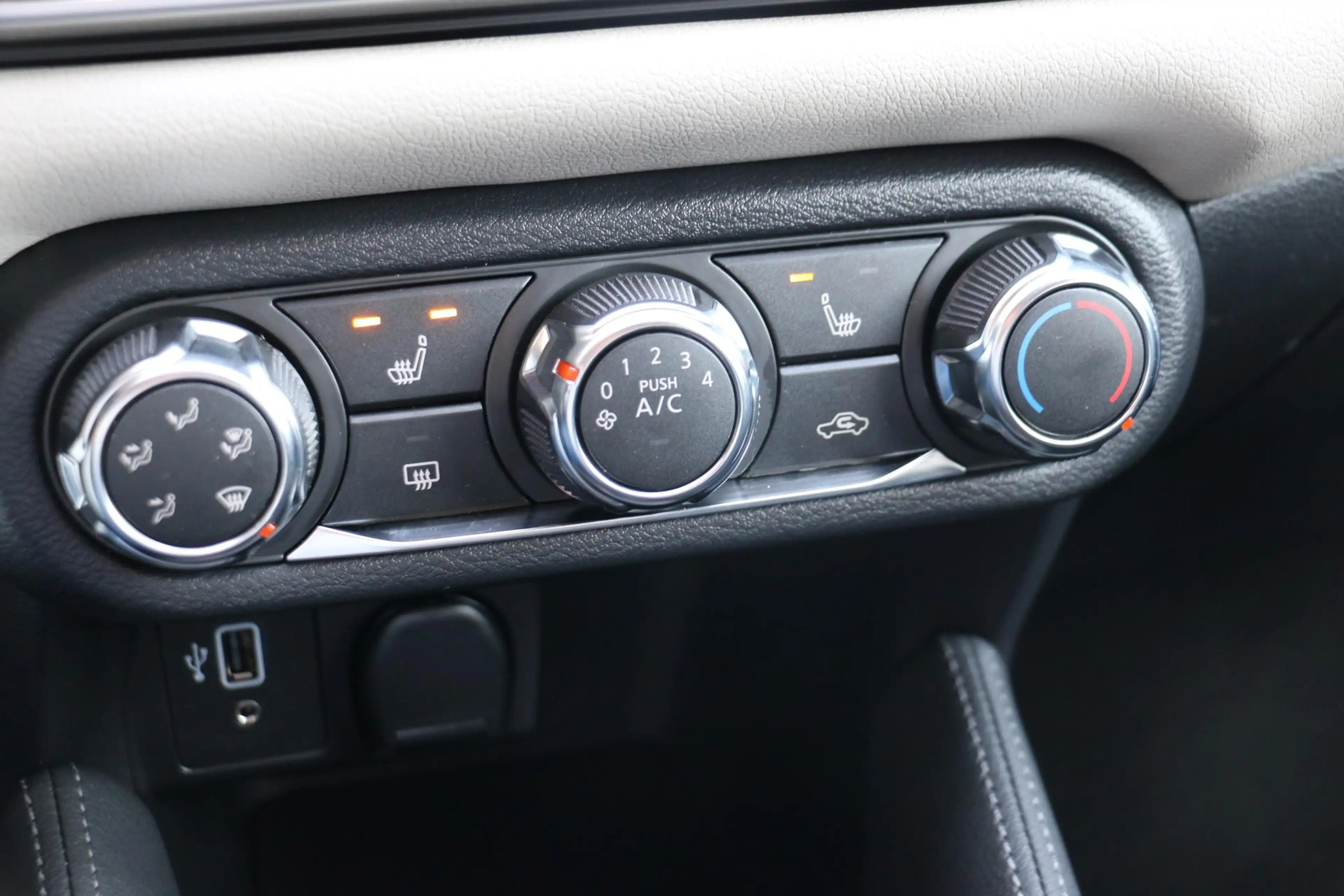 Nissan Micra 1.0 IG-T N-Tec | Navi | Cruise — photo 12