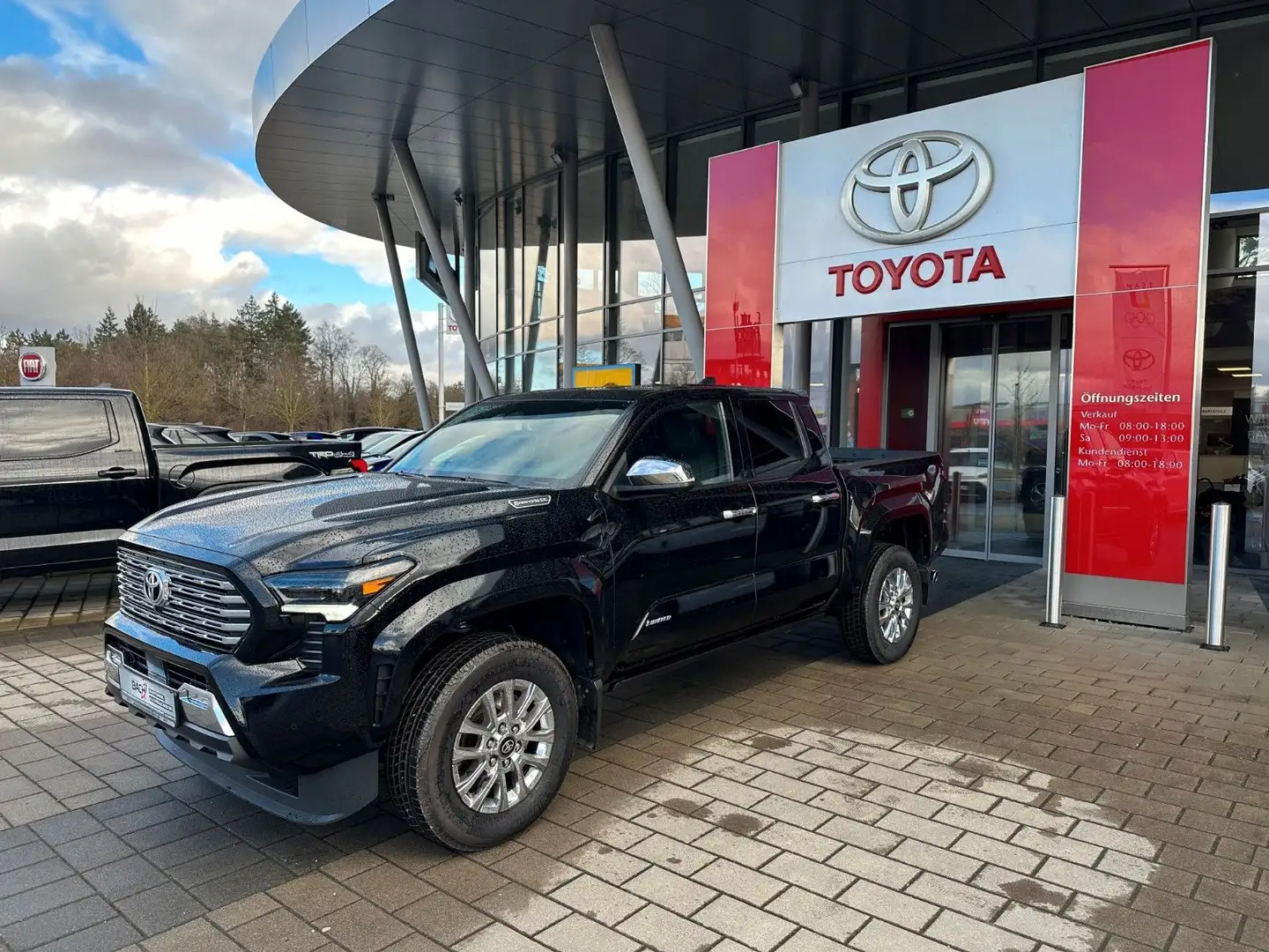 Toyota Tacoma Limited Hybrid **sofort verfügbar** Schwarz - 2