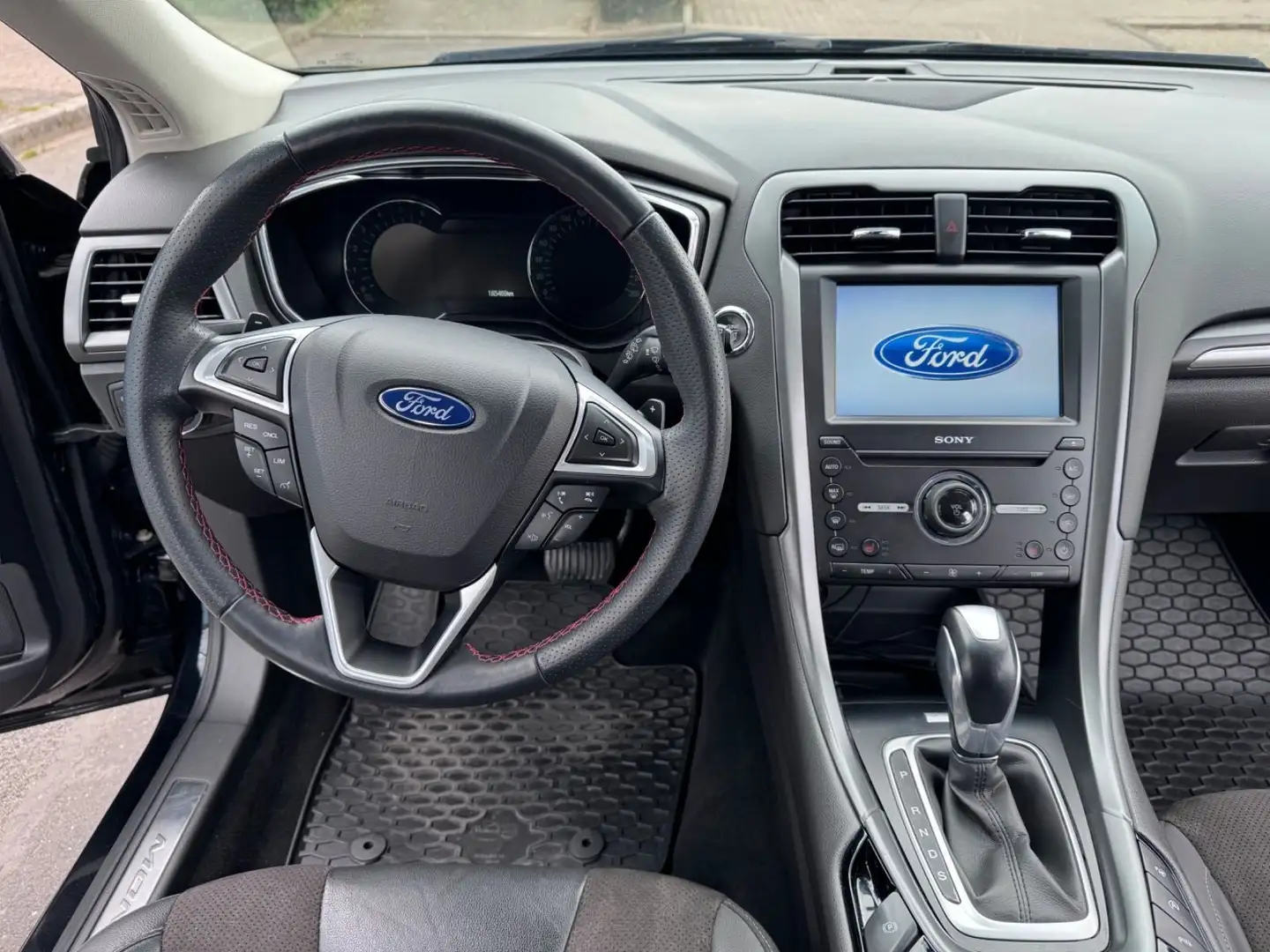 Ford Mondeo Mondeo Turnier 2.0 TDCi Start-Stopp PowerShift-Aut Schwarz - 2