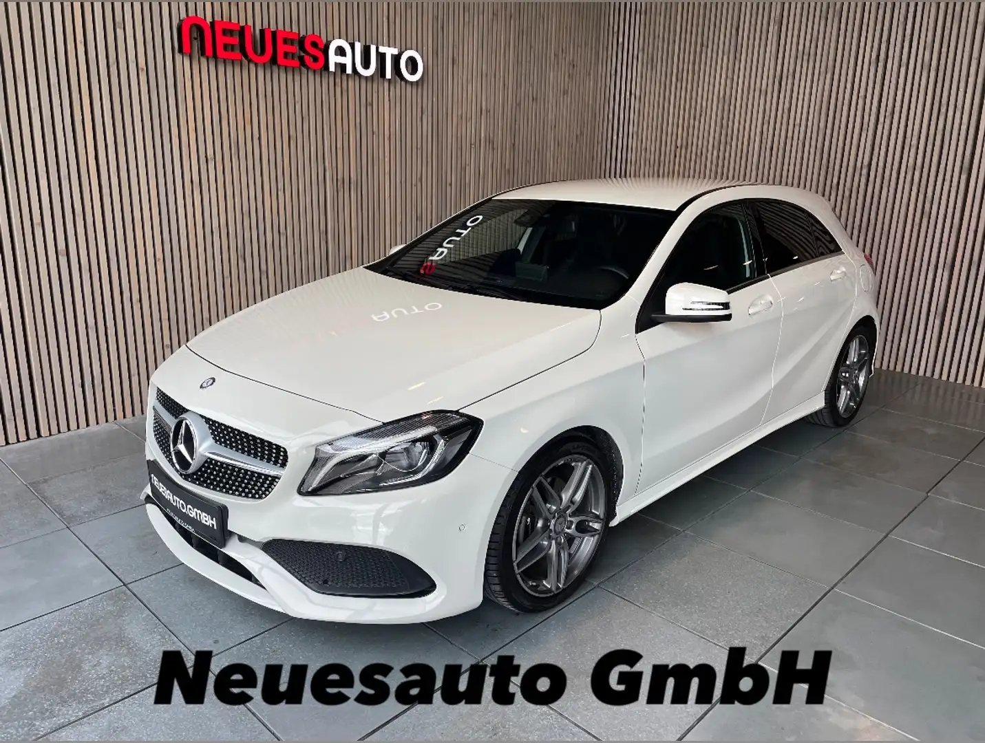 Mercedes-Benz A 160 *AMG*Servicegepfl.*69.000km.*LED* Weiß - 1