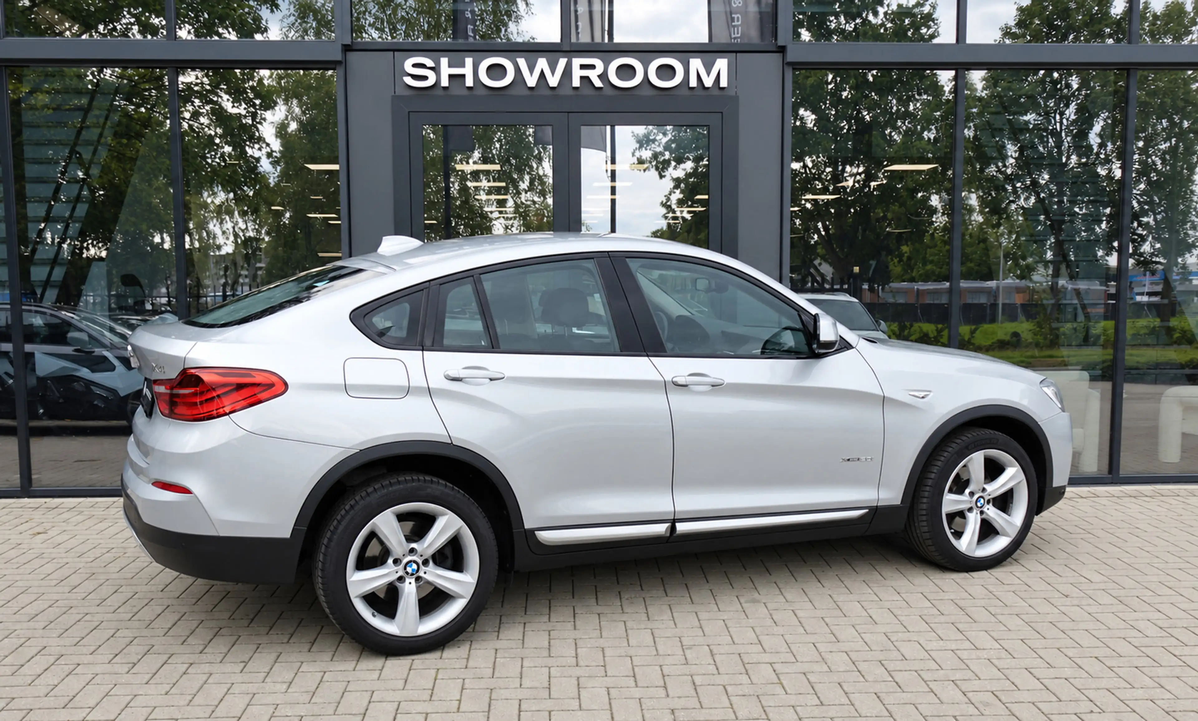 BMW X4 XDrive20i High Executive NAVI LEDER LED VOL — photo 15