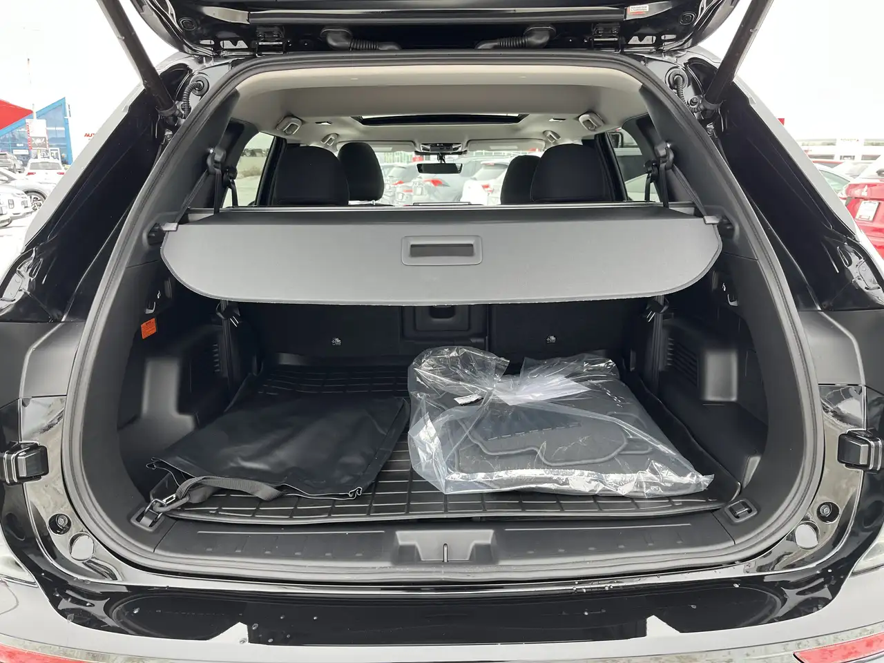 Mitsubishi Outlander снимка Mitsubishi Outlander
