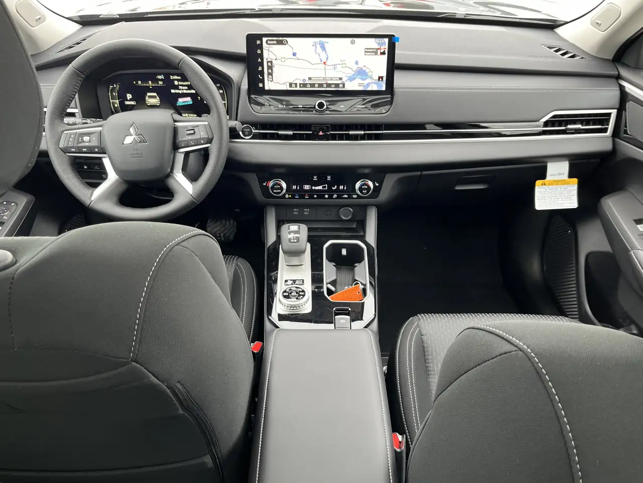 Mitsubishi Outlander снимка Mitsubishi Outlander