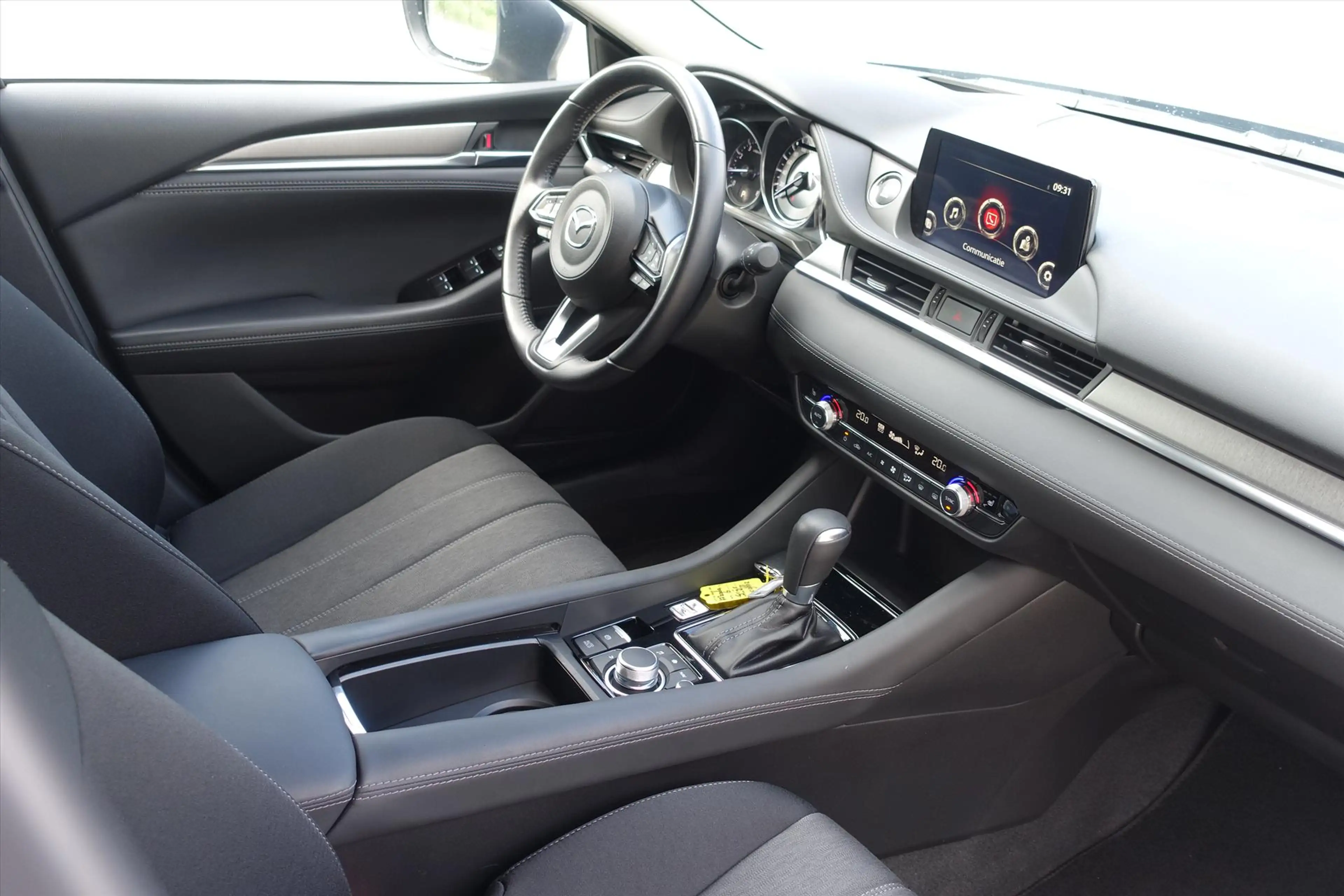 Mazda 6 2.0 SKYACTIV-G 165PK 6AT Centre-Line | HUD | 360 C — photo 10