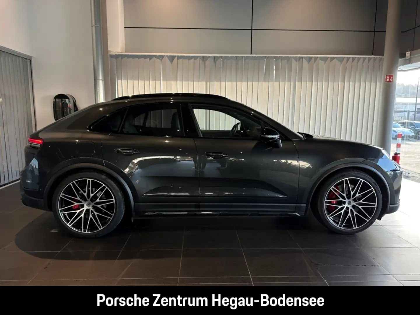 Porsche Macan Turbo Gris - 2