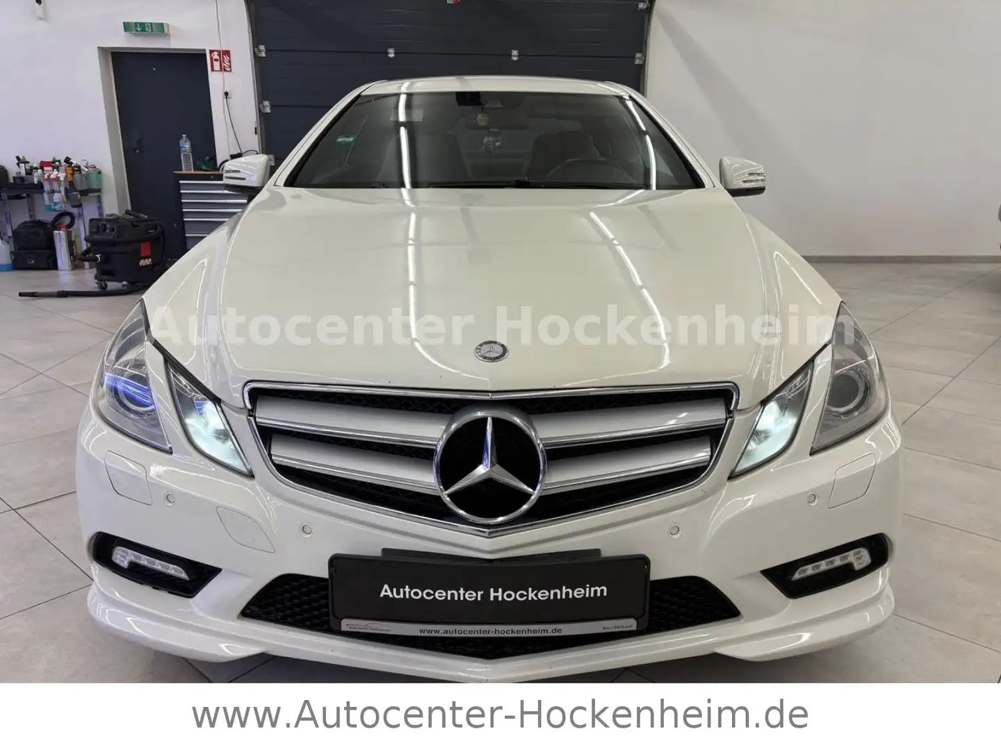 Mercedes-Benz E 250 E Coupe E 250 CDI BlueEfficiency Weiß - 2