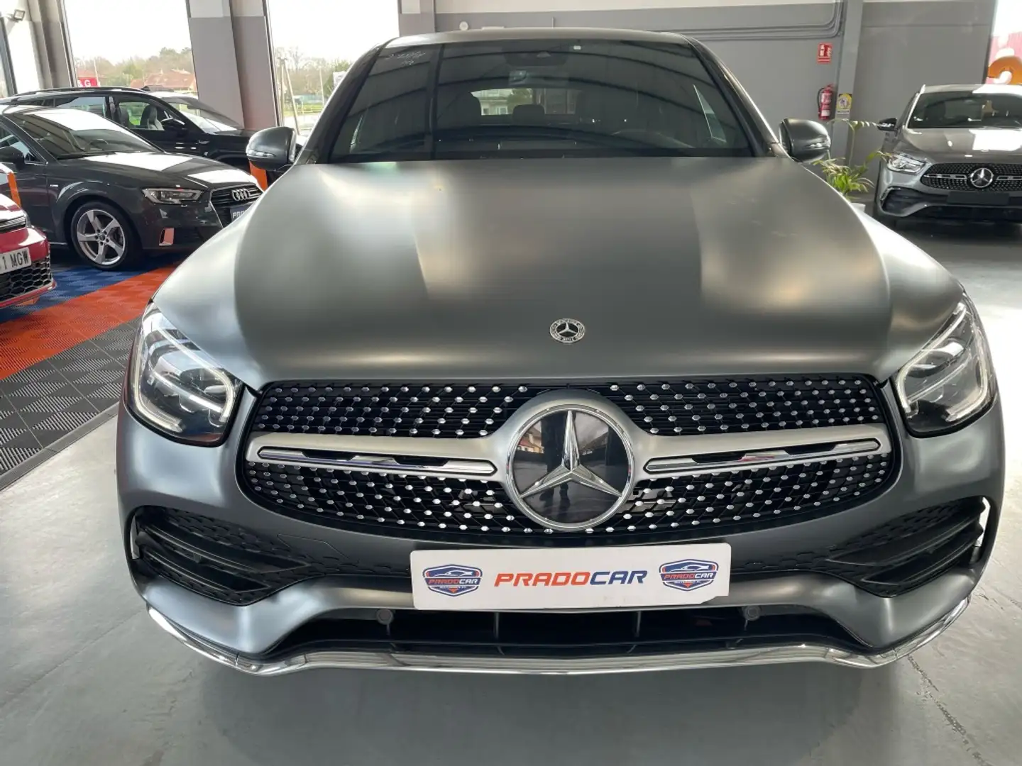 Mercedes-Benz GLC 300 300de 4Matic 9G-Tronic Zilver - 2