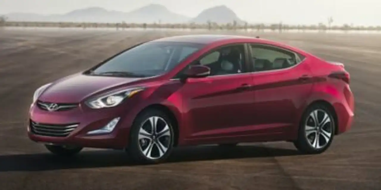 Hyundai ELANTRA снимка Hyundai ELANTRA