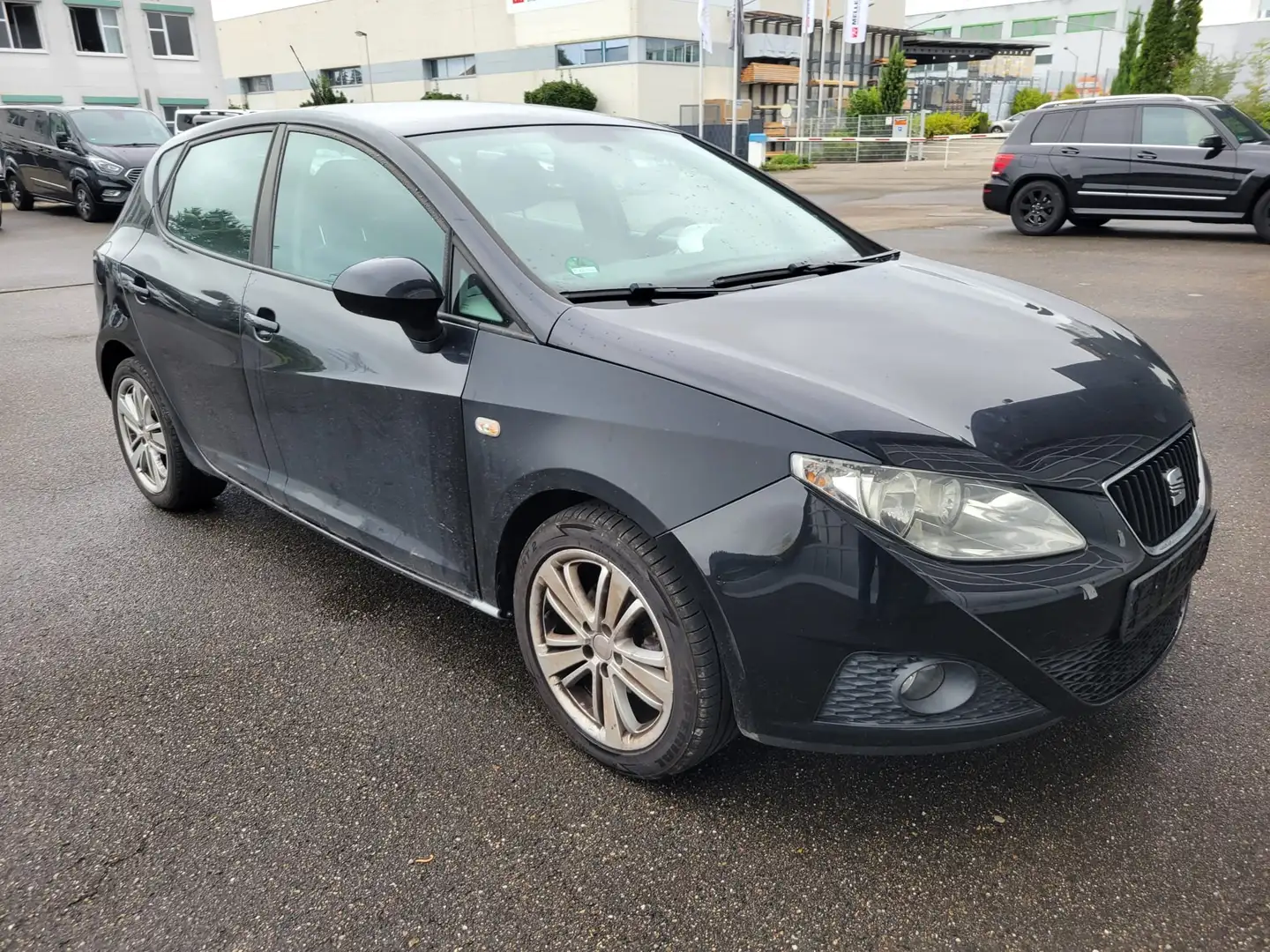 SEAT Ibiza 1.4 16V TÜV BIS 08-2026 Schwarz - 1
