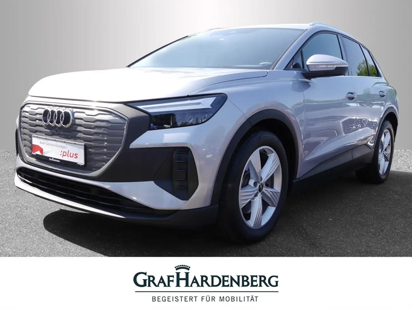 Audi Q4 e-tron 45 Quattro Automatik Navi Wärmepumpe Stříbrná - 1